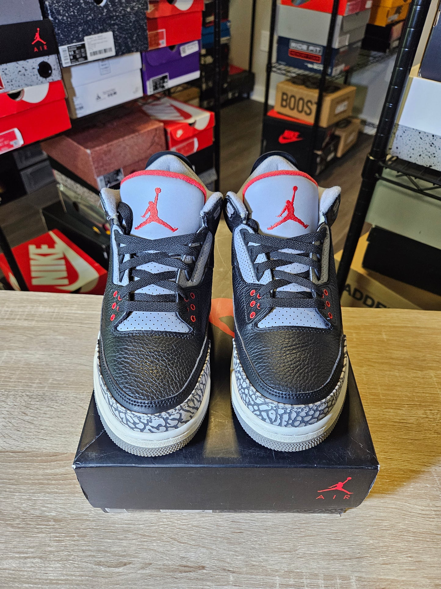 Size 9.5 - AJ 3 Retro OG Mid Black Cement