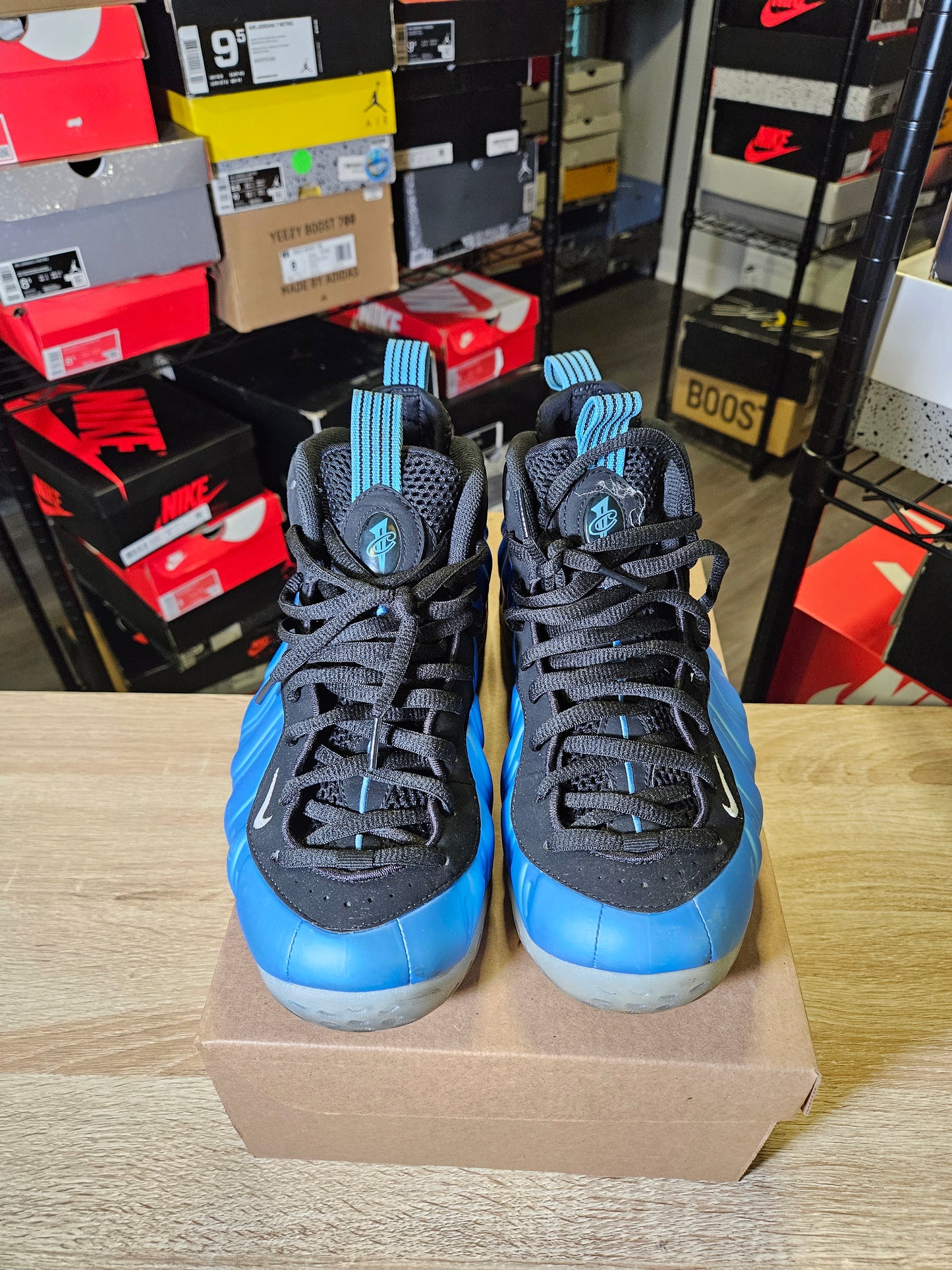 Size 9.5 - Air Foamposite One University Blue