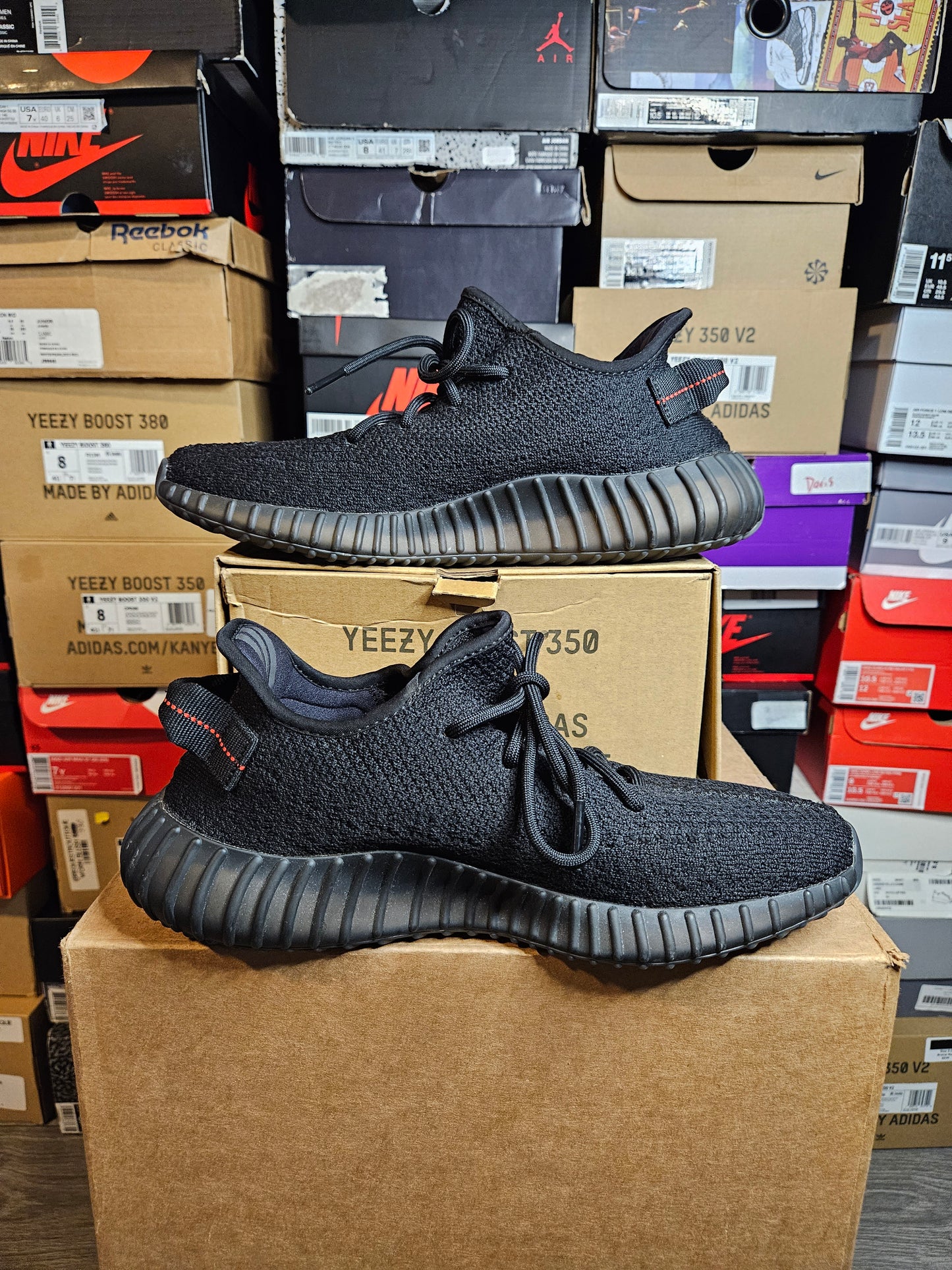 Size 9.5 - YZY Boost 350 V2 Low Bred
