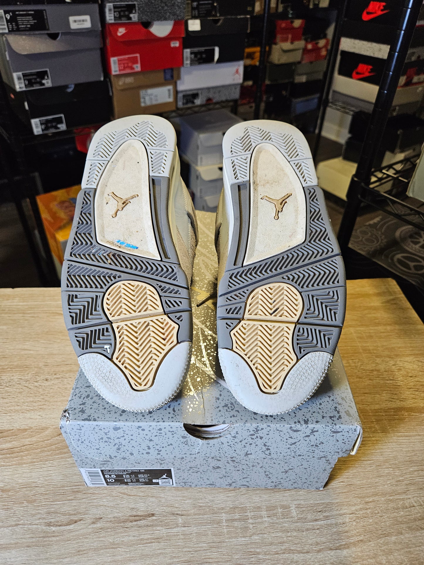 Size 8.5 - AJ 4 Retro SE Low Craft