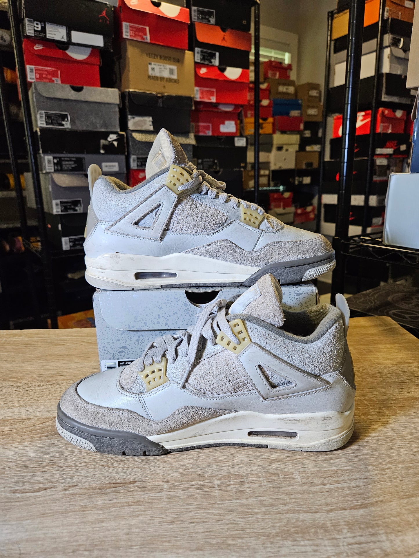 Size 8.5 - AJ 4 Retro SE Low Craft