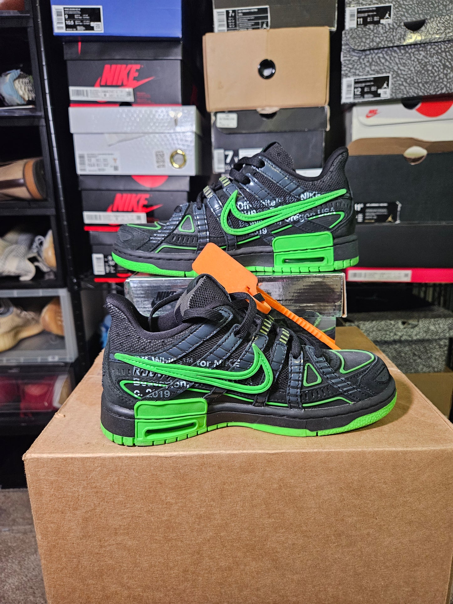 Size 4 - Off White Rubber Dunk