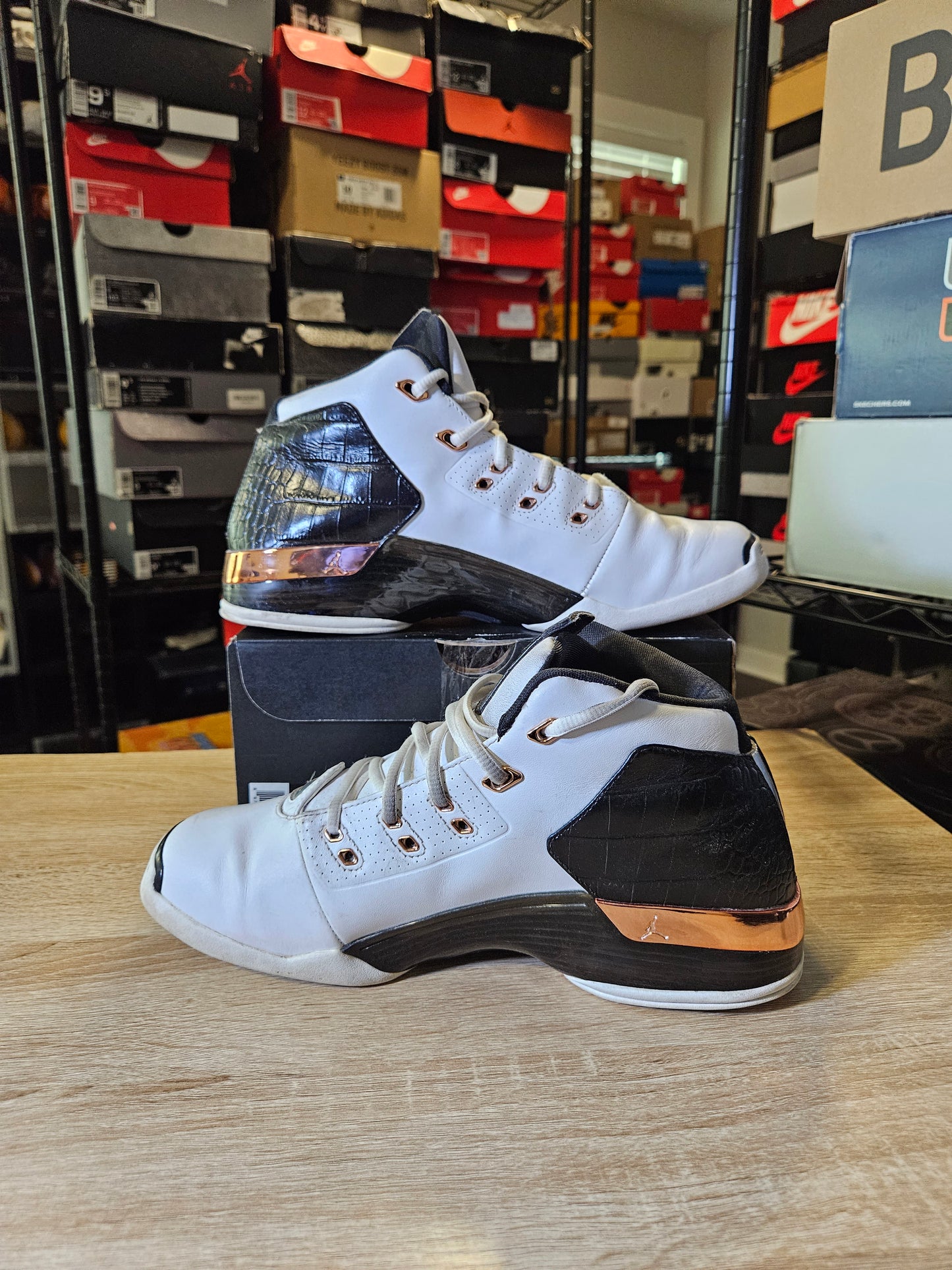 Size 9.5 - AJ 17+ Retro 2016 Copper