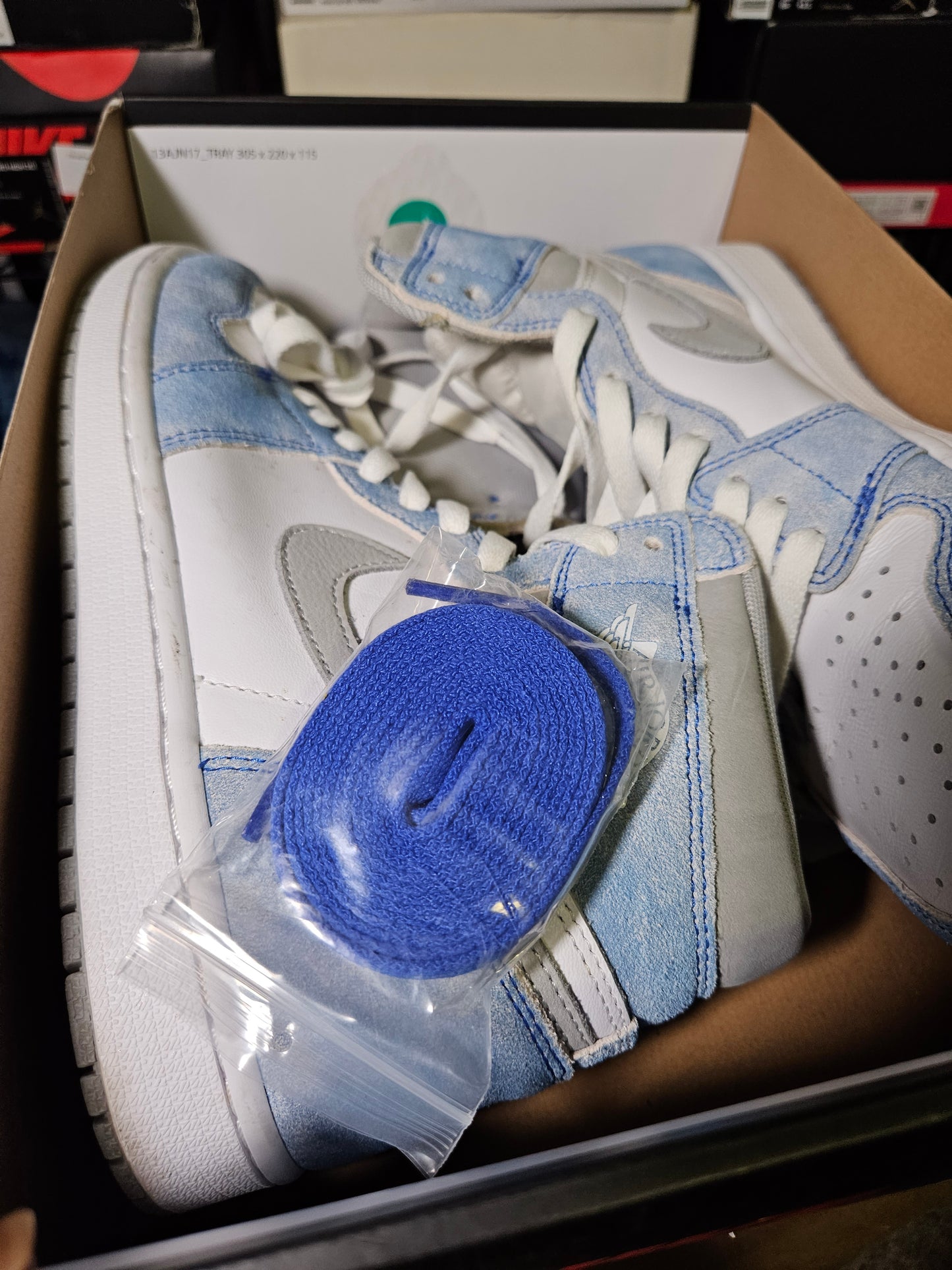 Size 9 - AJ 1 Retro OG High Hyper Royal