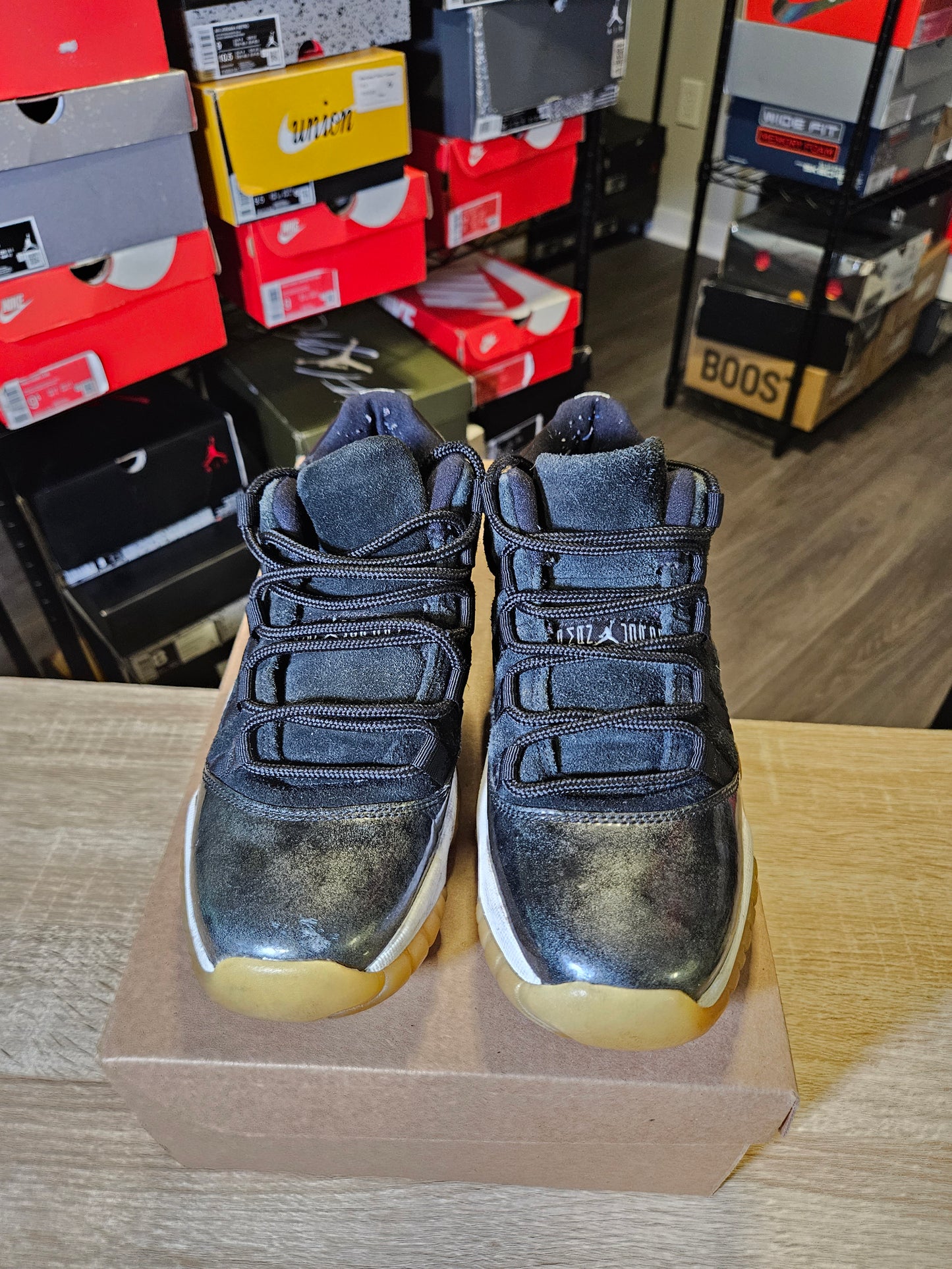 Size 7 (GS) - Jordan 11 Retro Mid Barons
