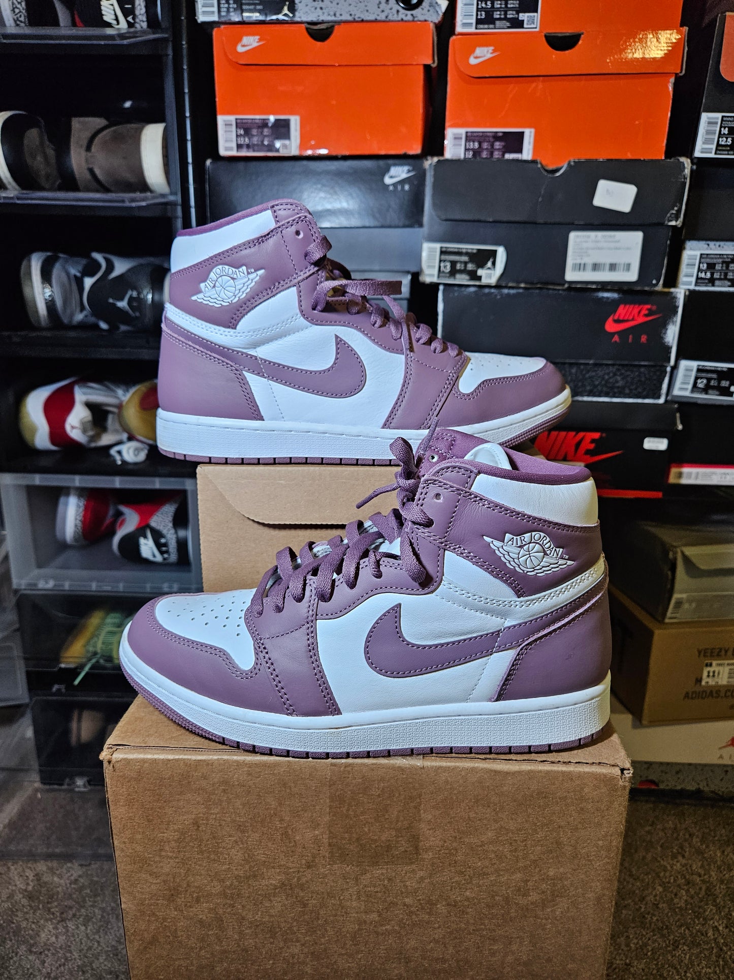 Size 9 - AJ 1 Retro OG High Mauve