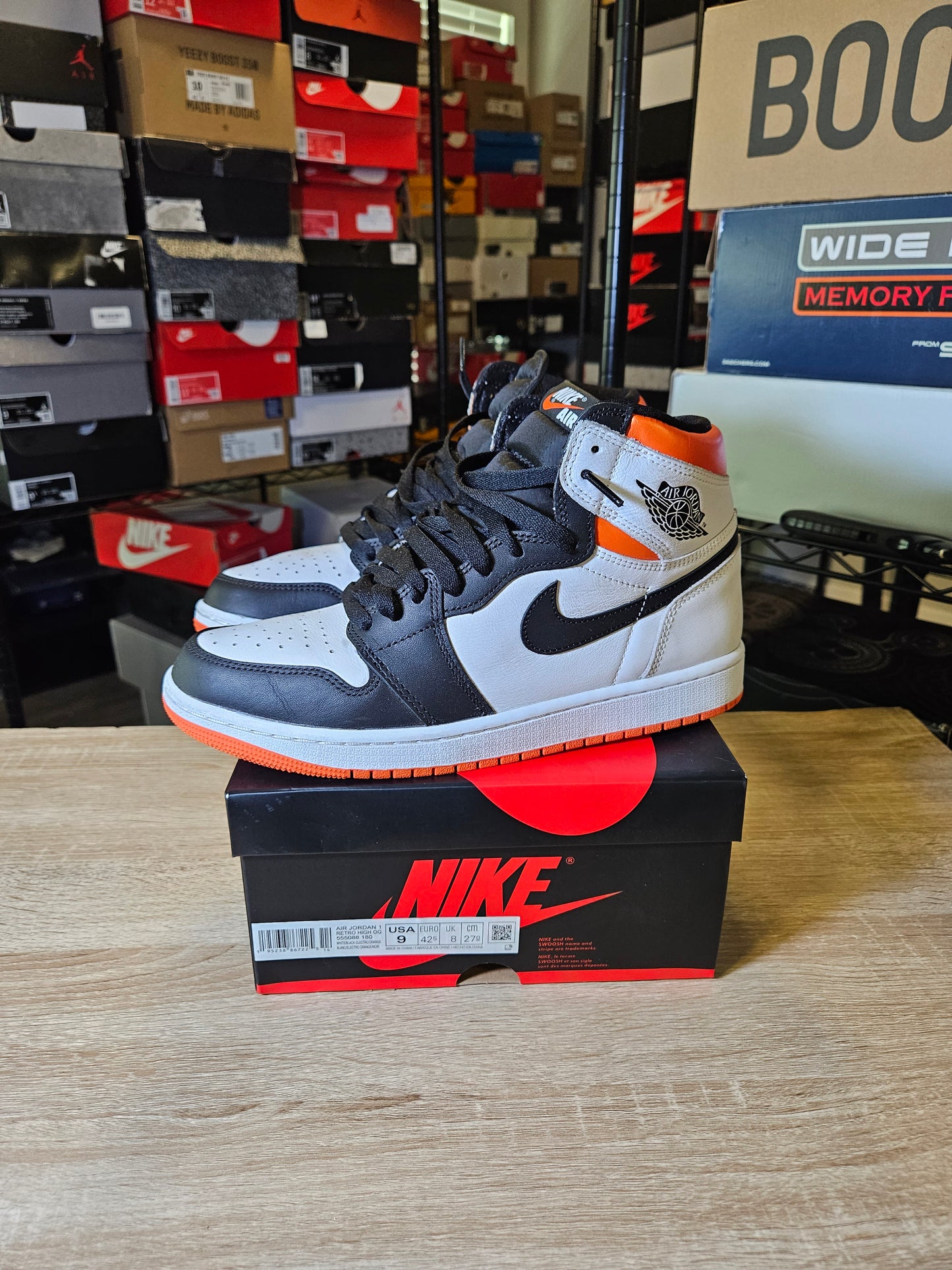 Size 9 - AJ 1 Retro High Electro Orange