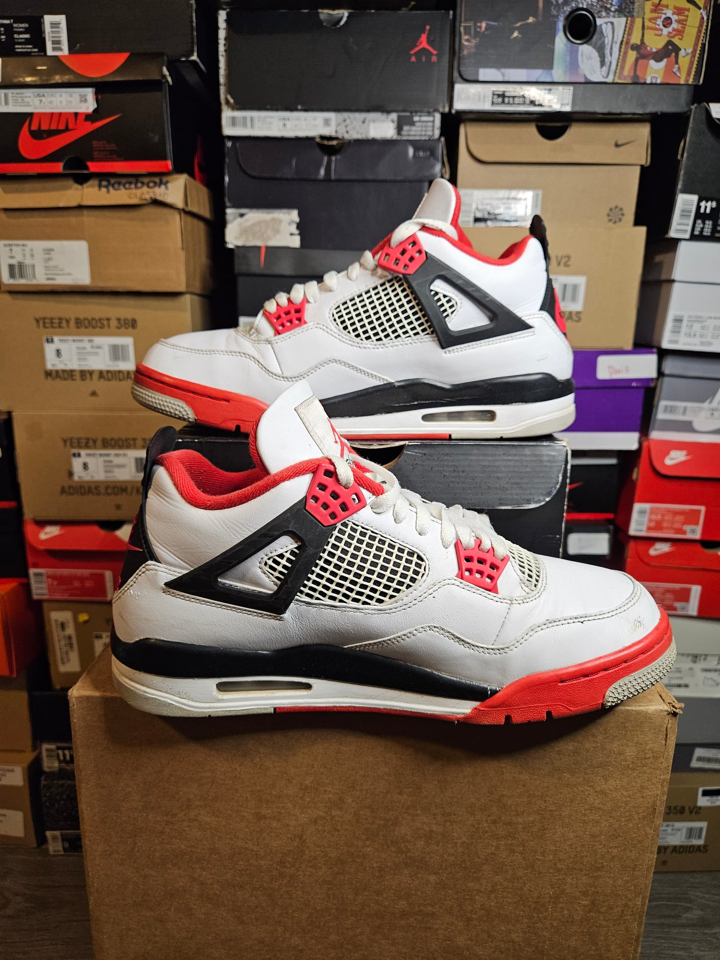 Size 11 - AJ 4 Retro Fire Red