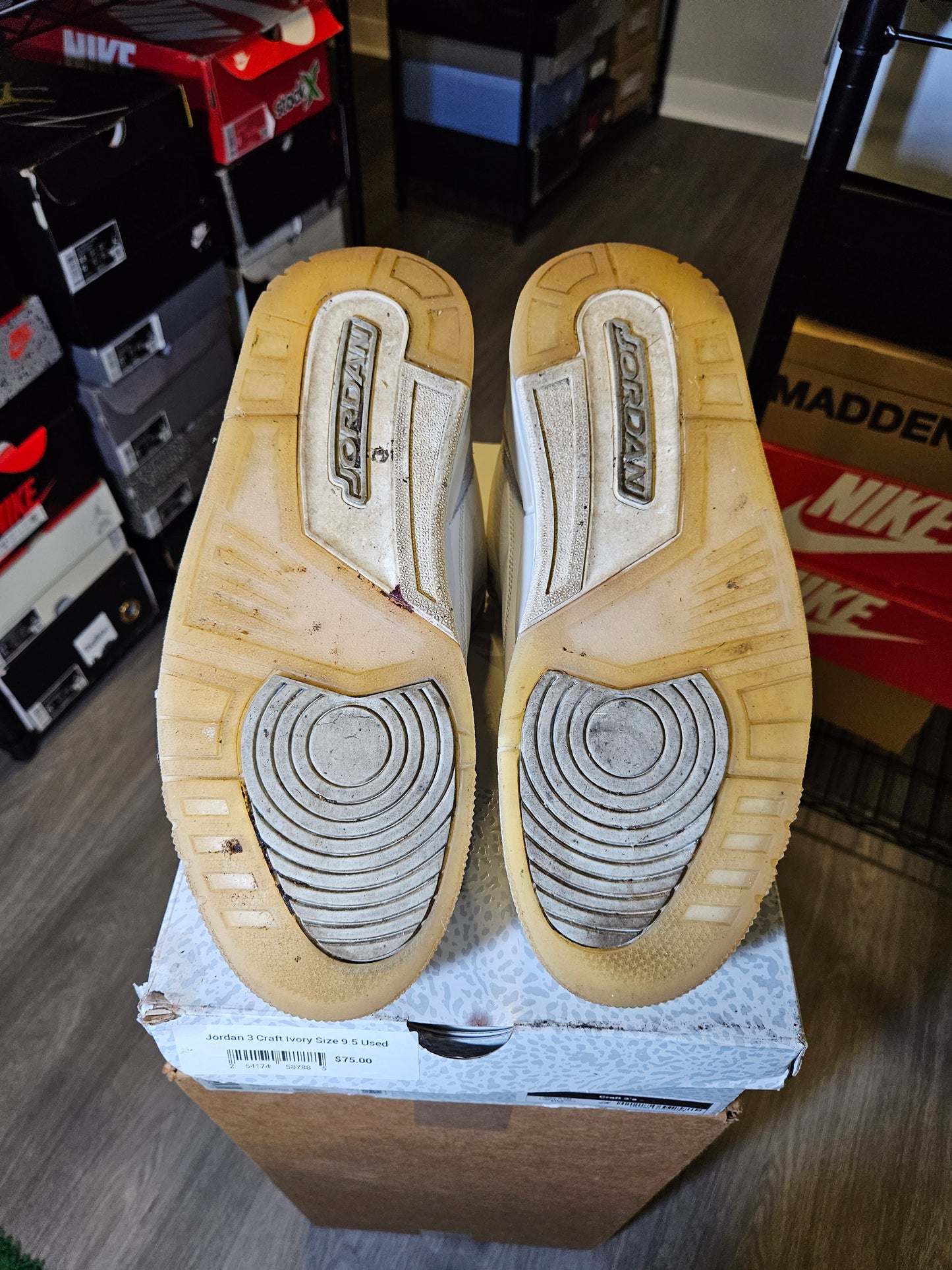 Size 9.5 - AJ 3 Retro SE Craft Ivory