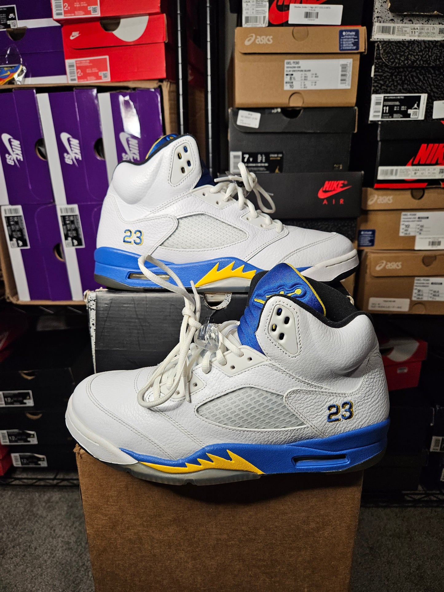 Size 10.5 - AJ 5 Retro 2013 Laney