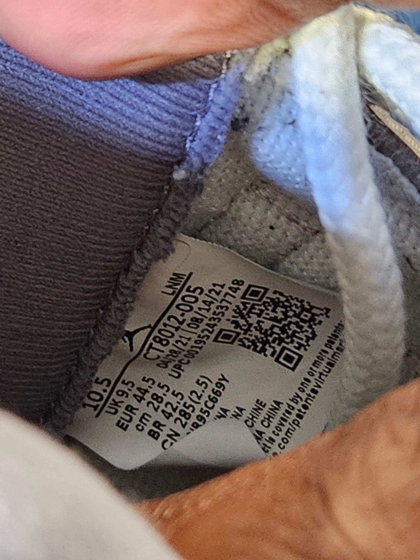 Size 10.5 - AJ 11 Retro 2010 Cool Grey