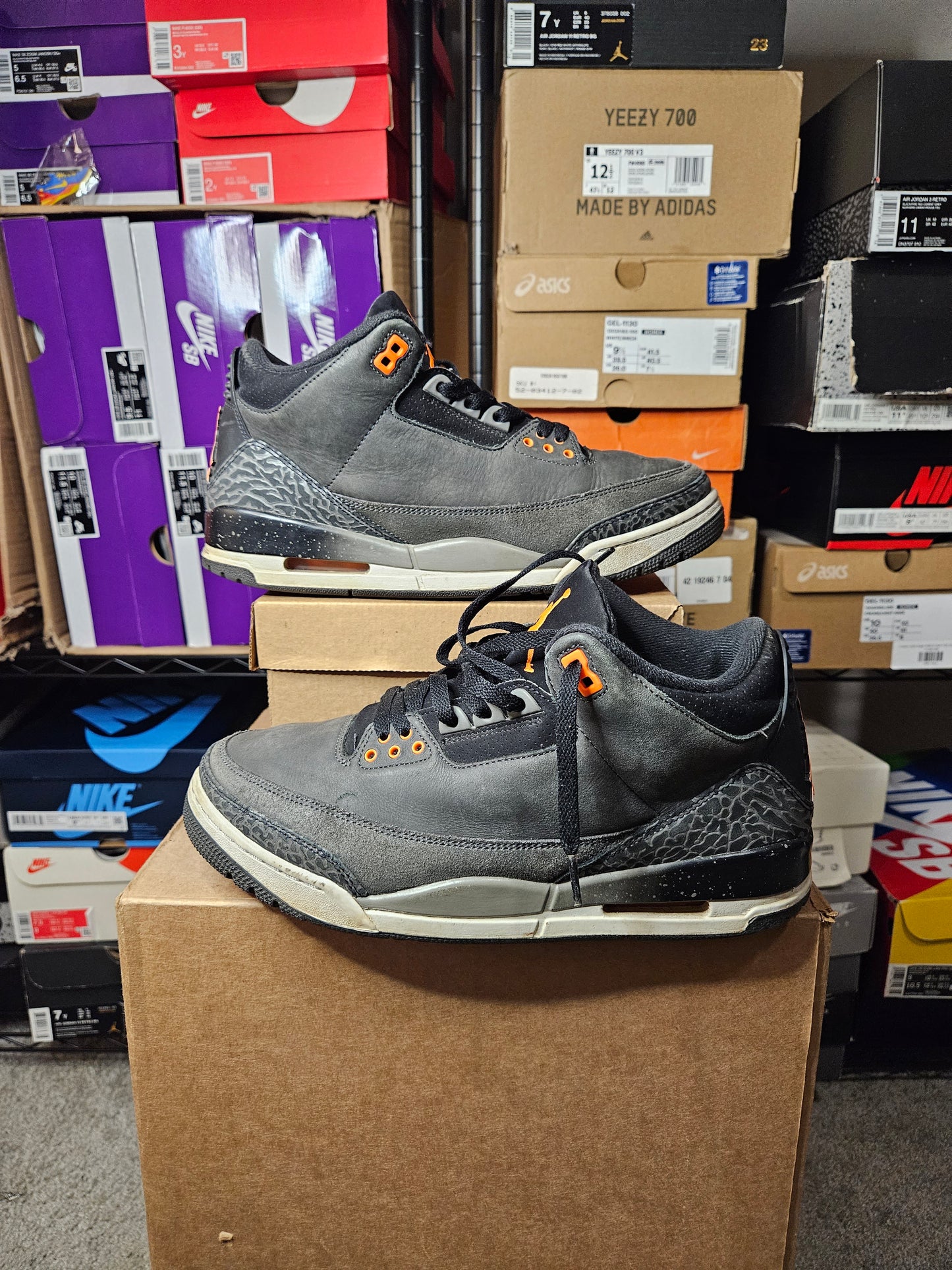Size 10.5 - AJ 3 Retro 2023 Mid Fear