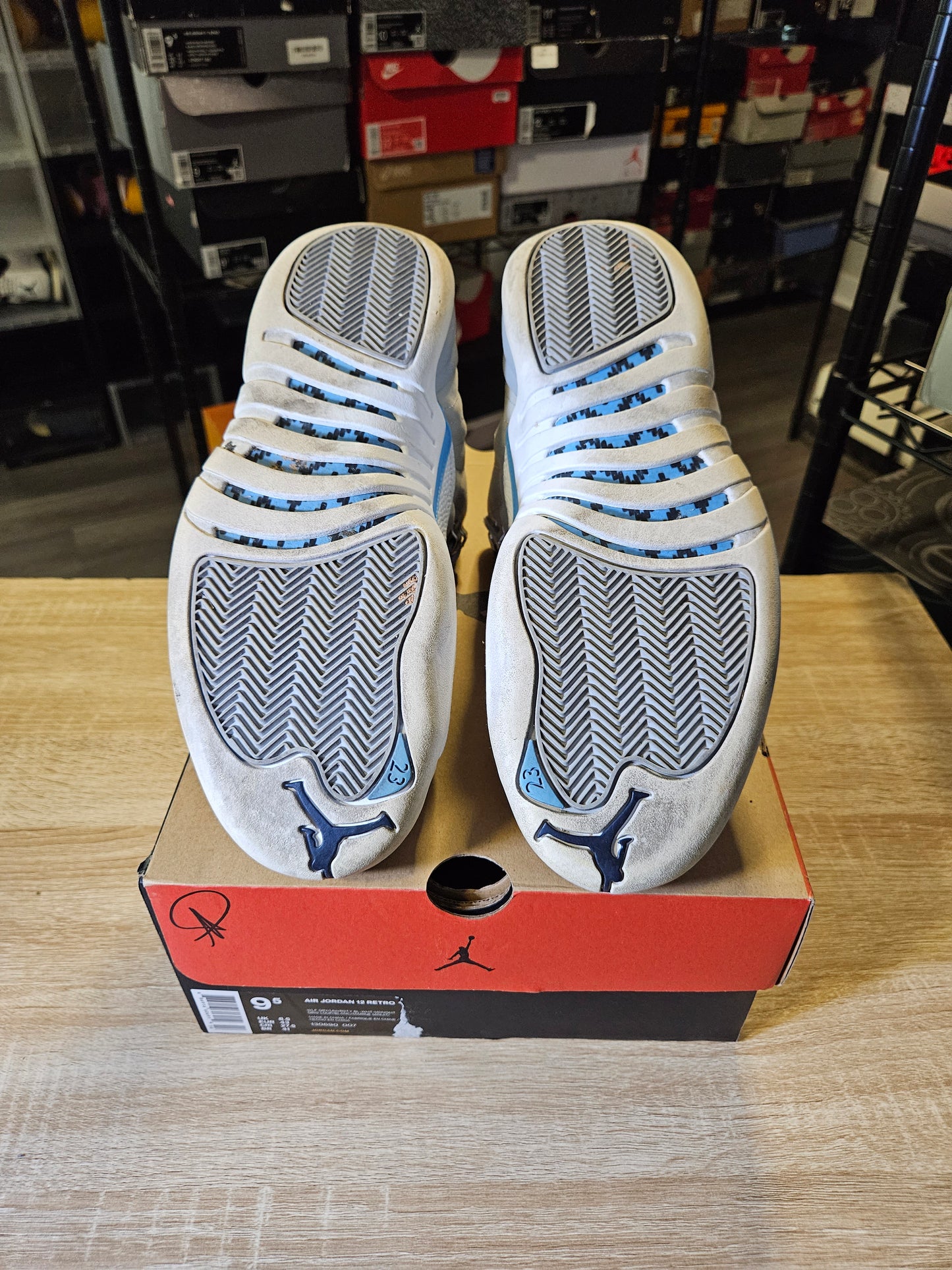 Size 9.5 - AJ 12 Retro Grey University Blue