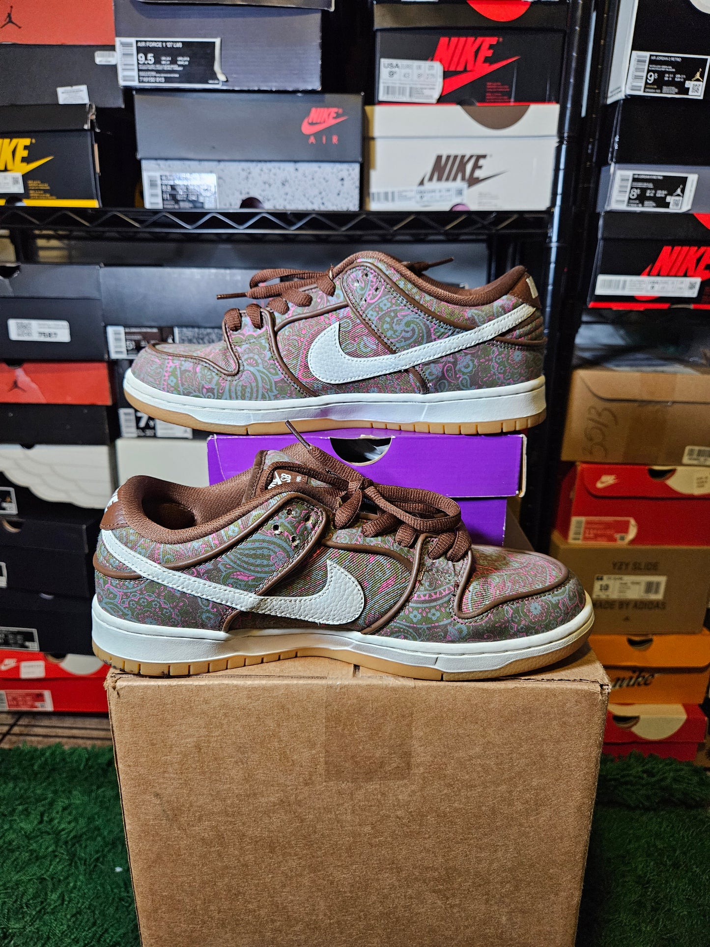 Size 9 - SB Dunk Low Pro Paisley Brown