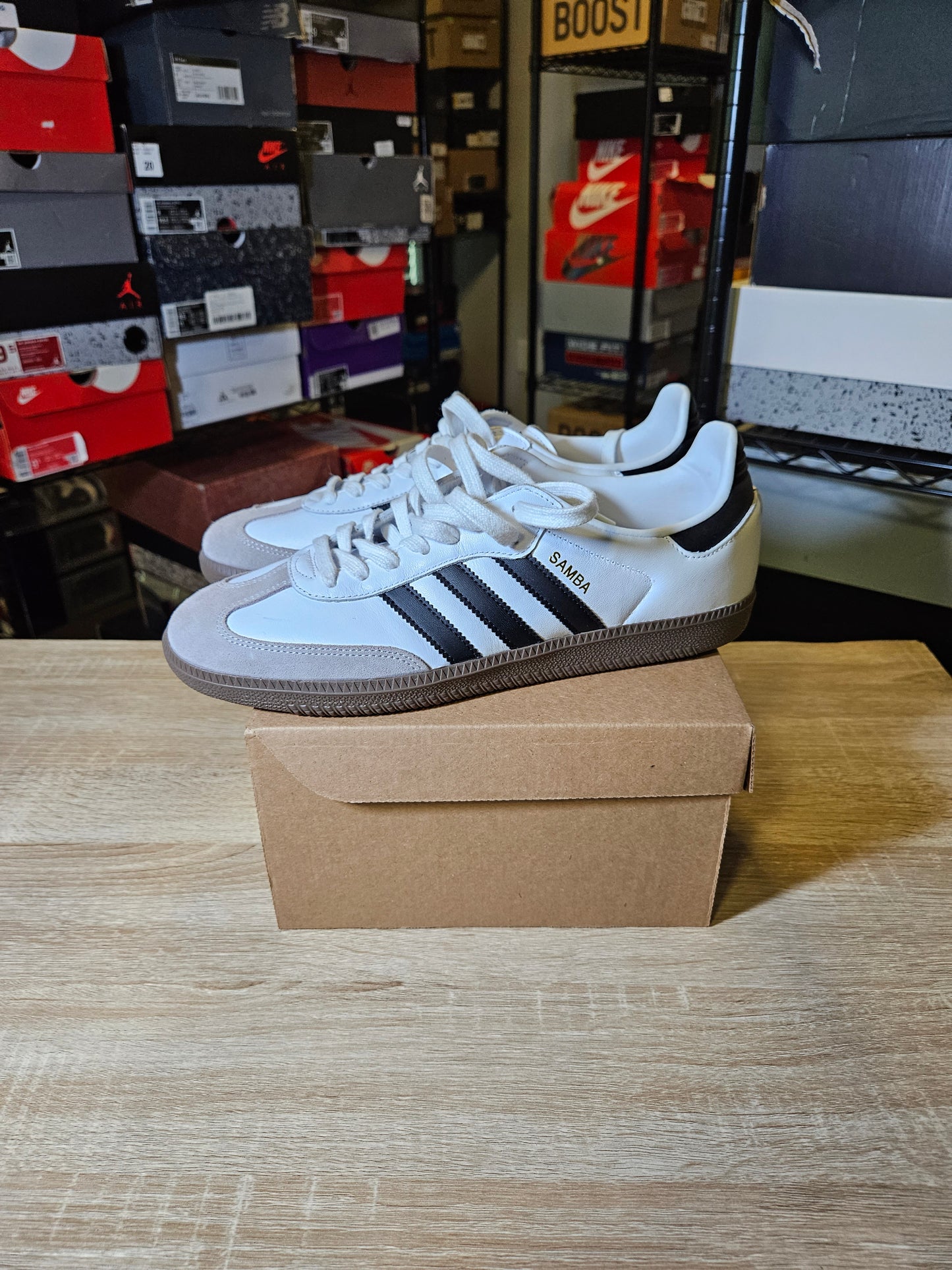 Size 10.5 - Samba OG Low White Black Gum