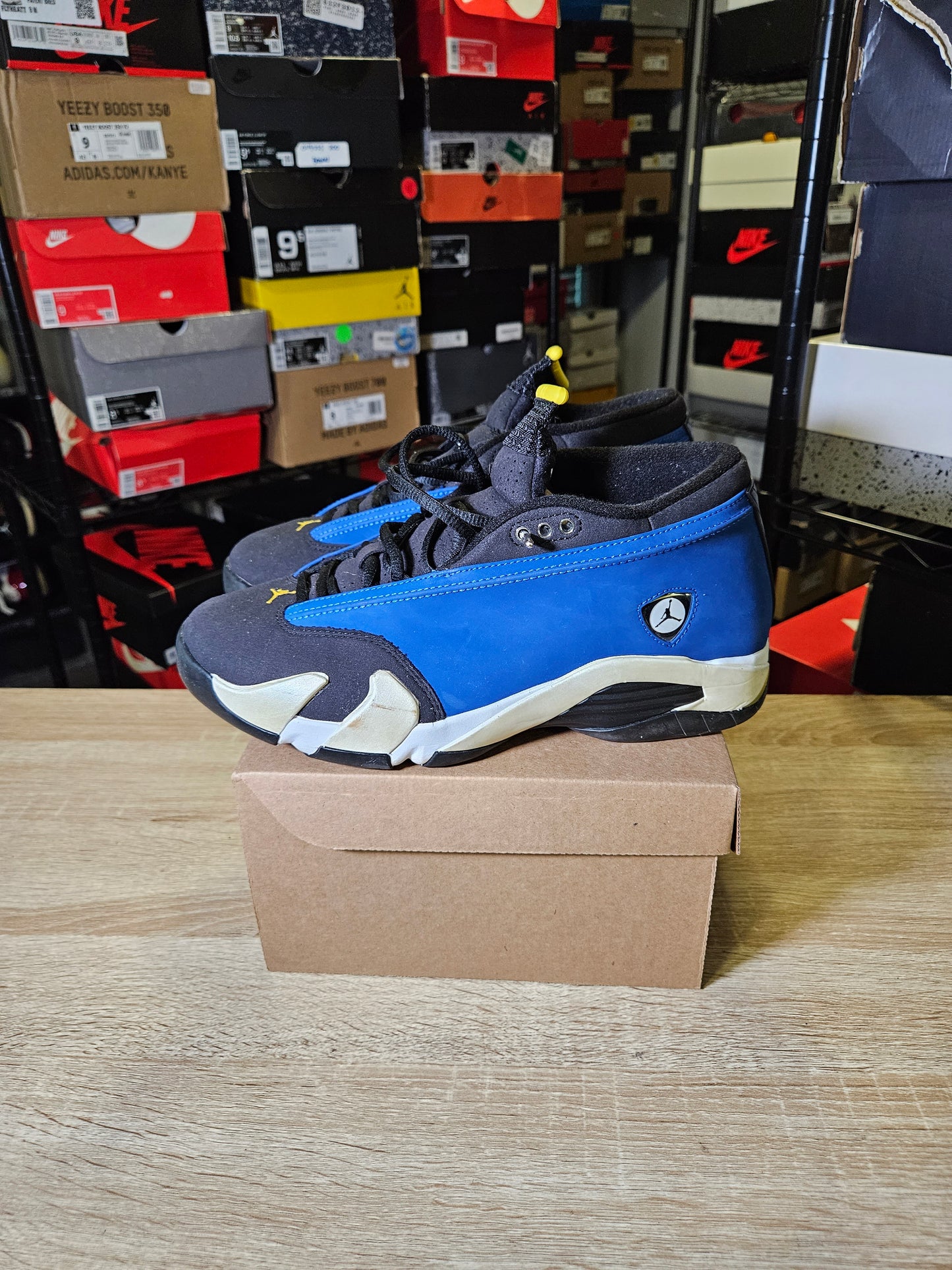 Size 9.5 - AJ 14 Retro Laney