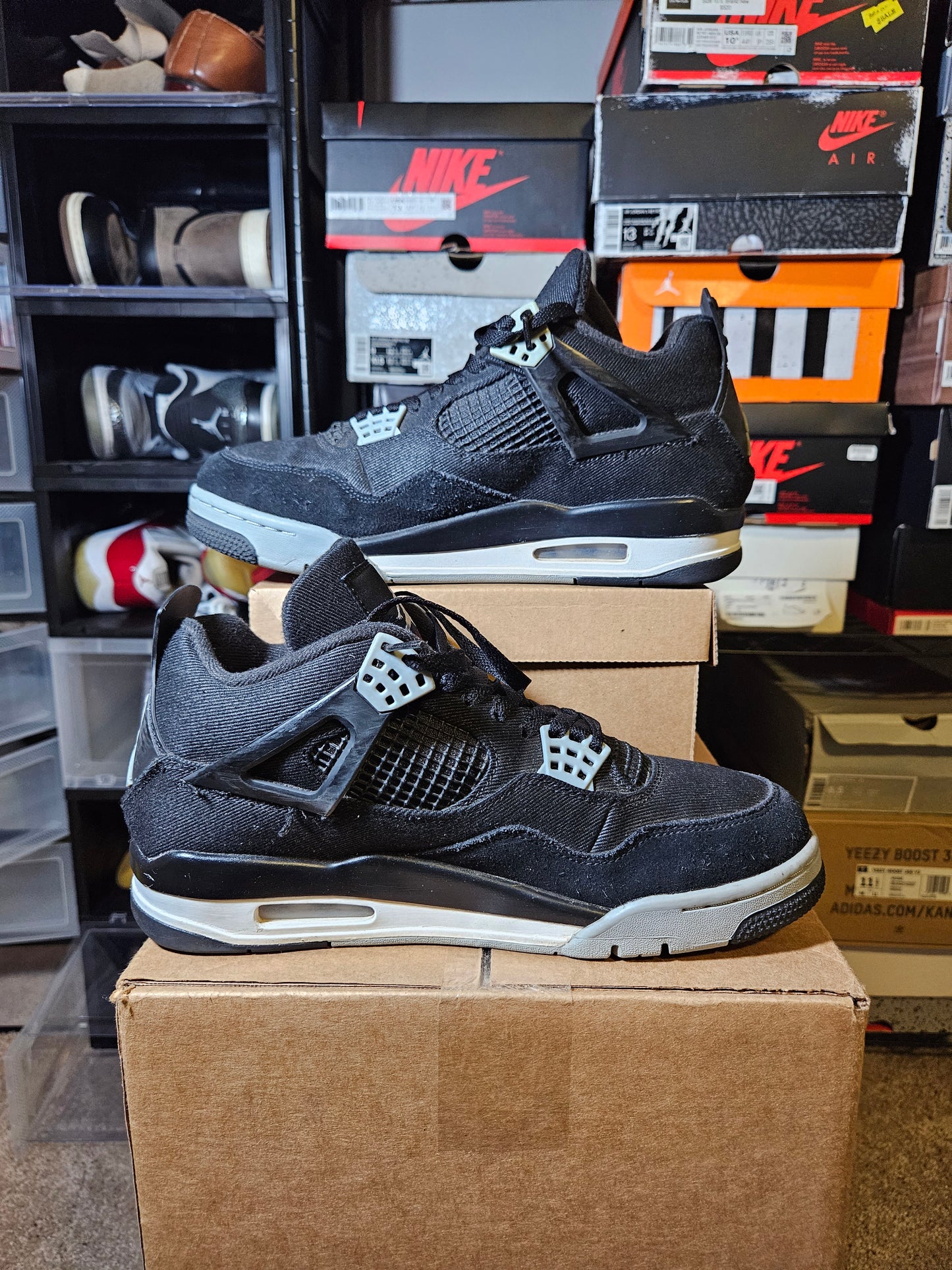 Size 9 - AJ 4 Retro SE Mid Black Canvas