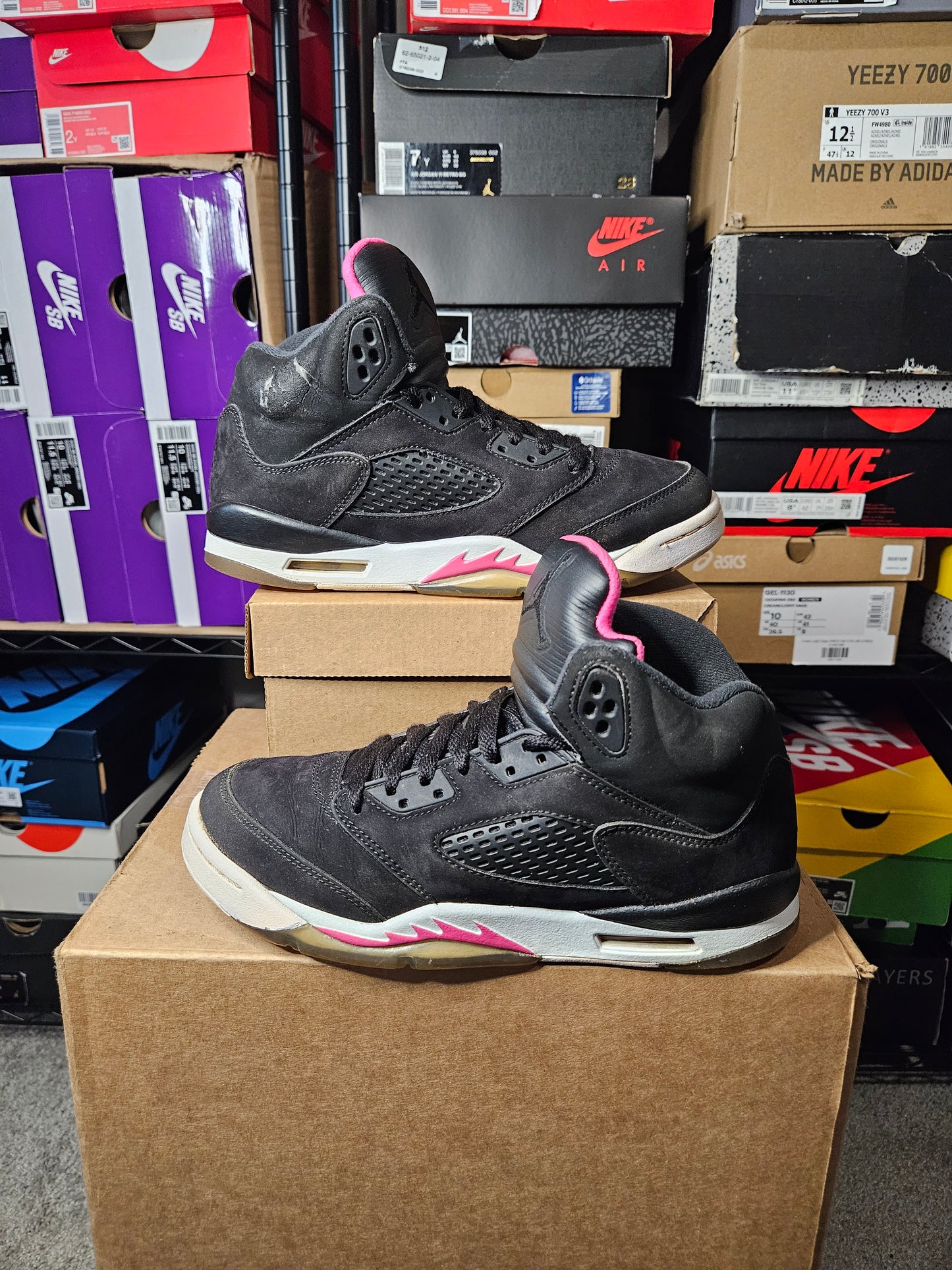Size 7 - Jordan 5 Retro Deadly Pink