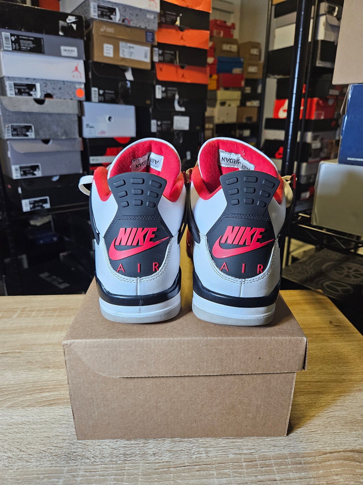 Size 11 - AJ 4 Retro Fire Red
