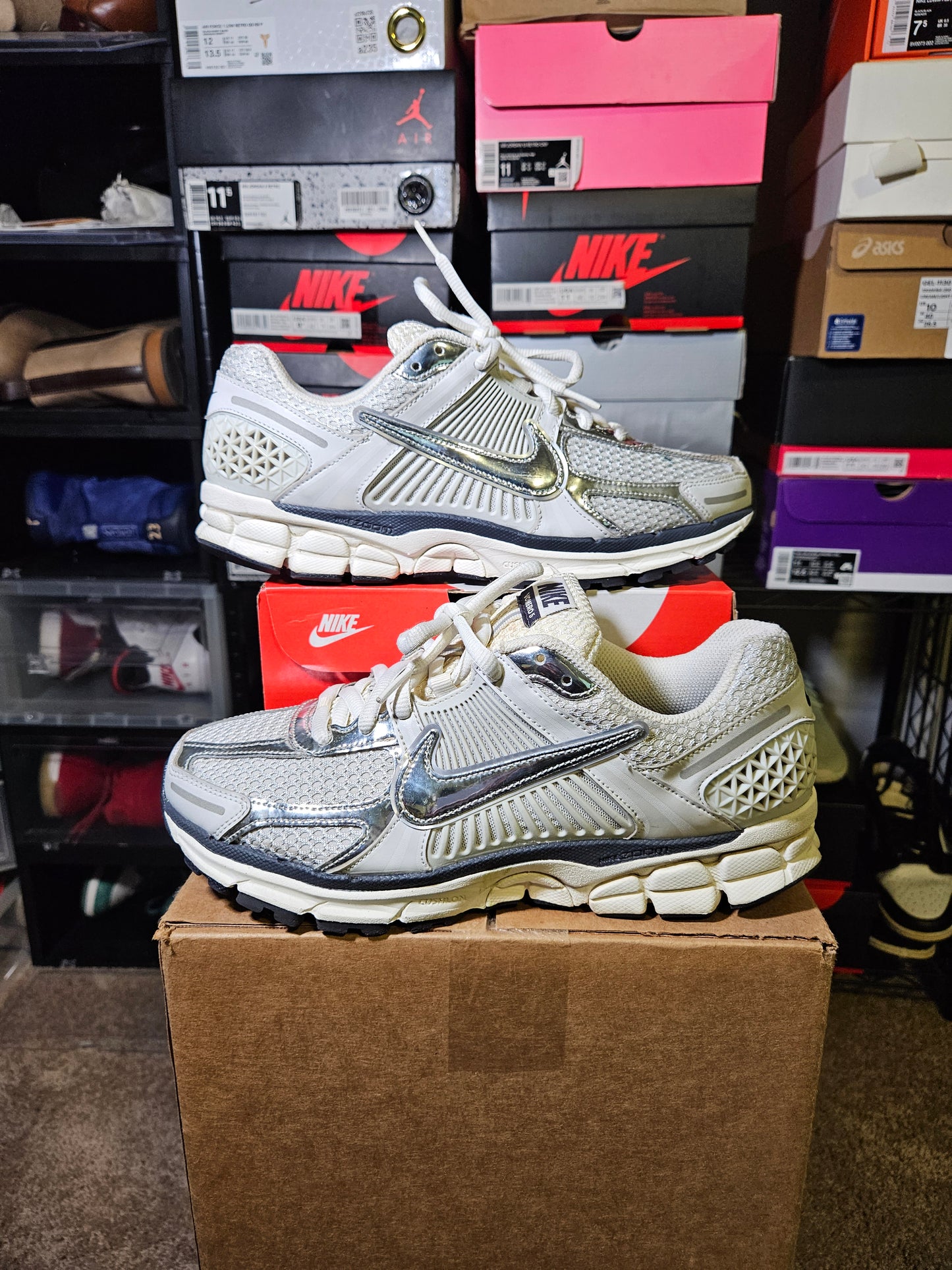 Size 11W/9.5M - Air Zoom Vomero 5 Photon Dust Metallic Silver