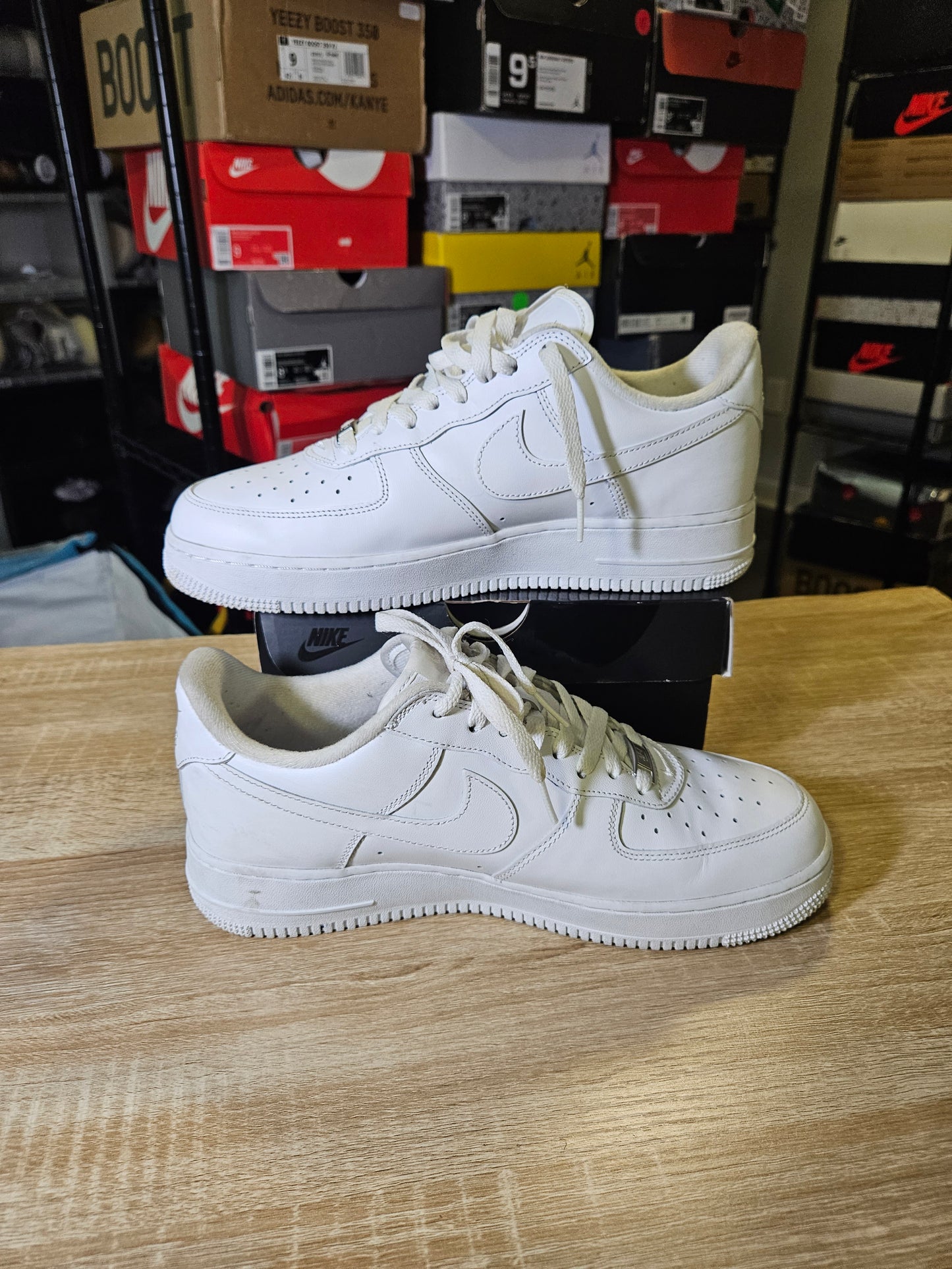 Size 9.5 - AF1 x Supreme Low Box Logo - White