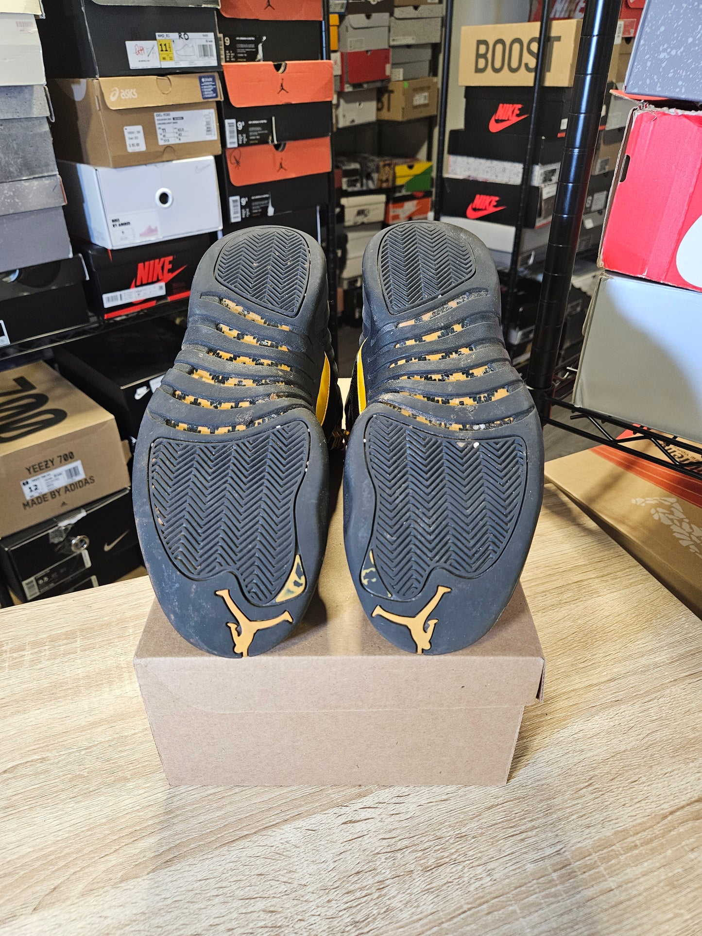 Size 9.5 - AJ 12 Retro Mid Black Taxi