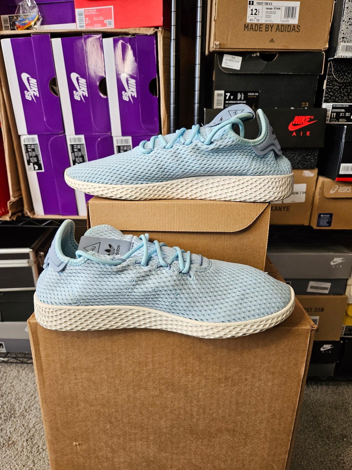 Size 10.5 - Pharrell x Tennis Hu Ice Blue