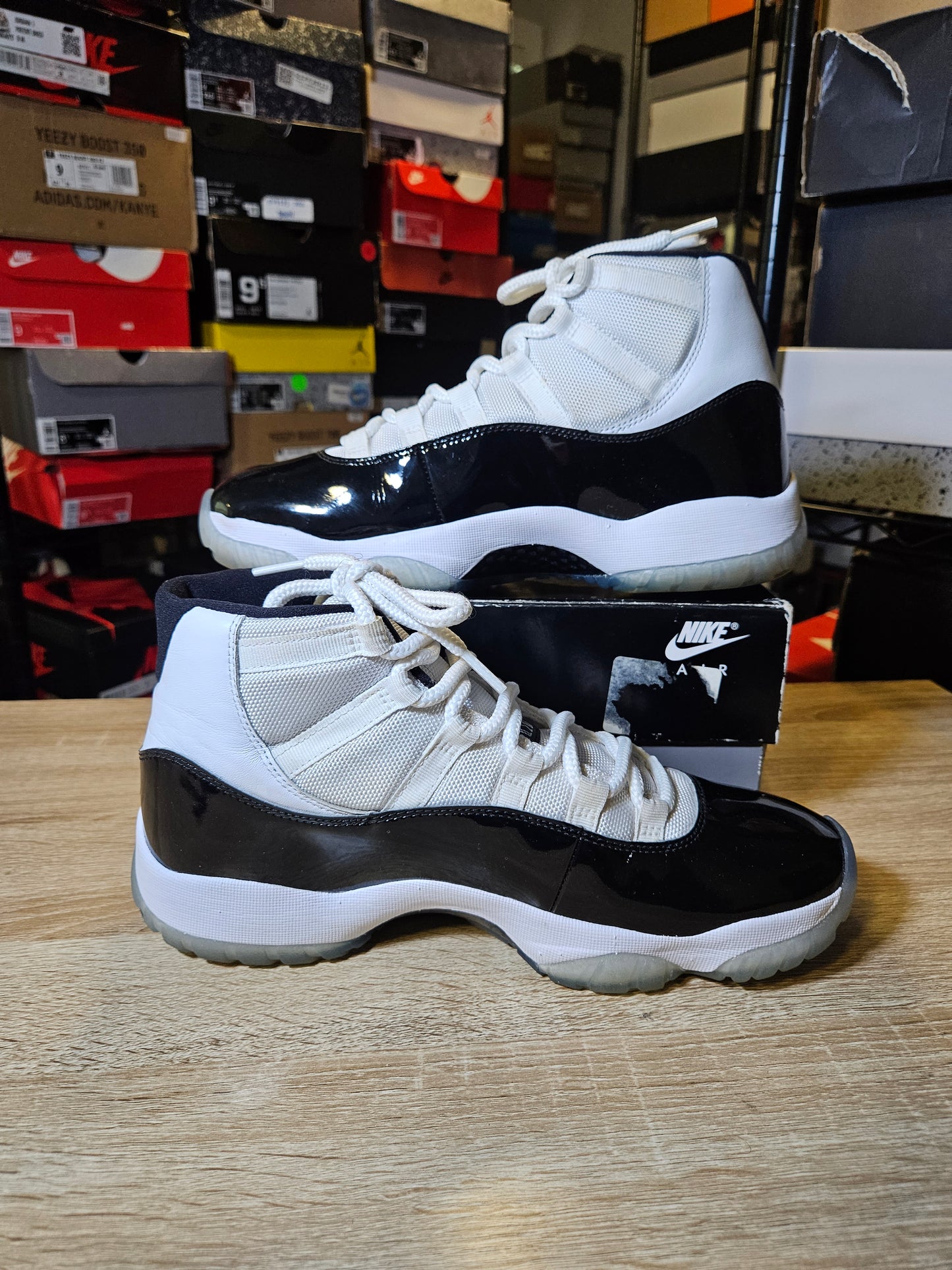 Size 9.5 - AJ 11 Retro High Concord