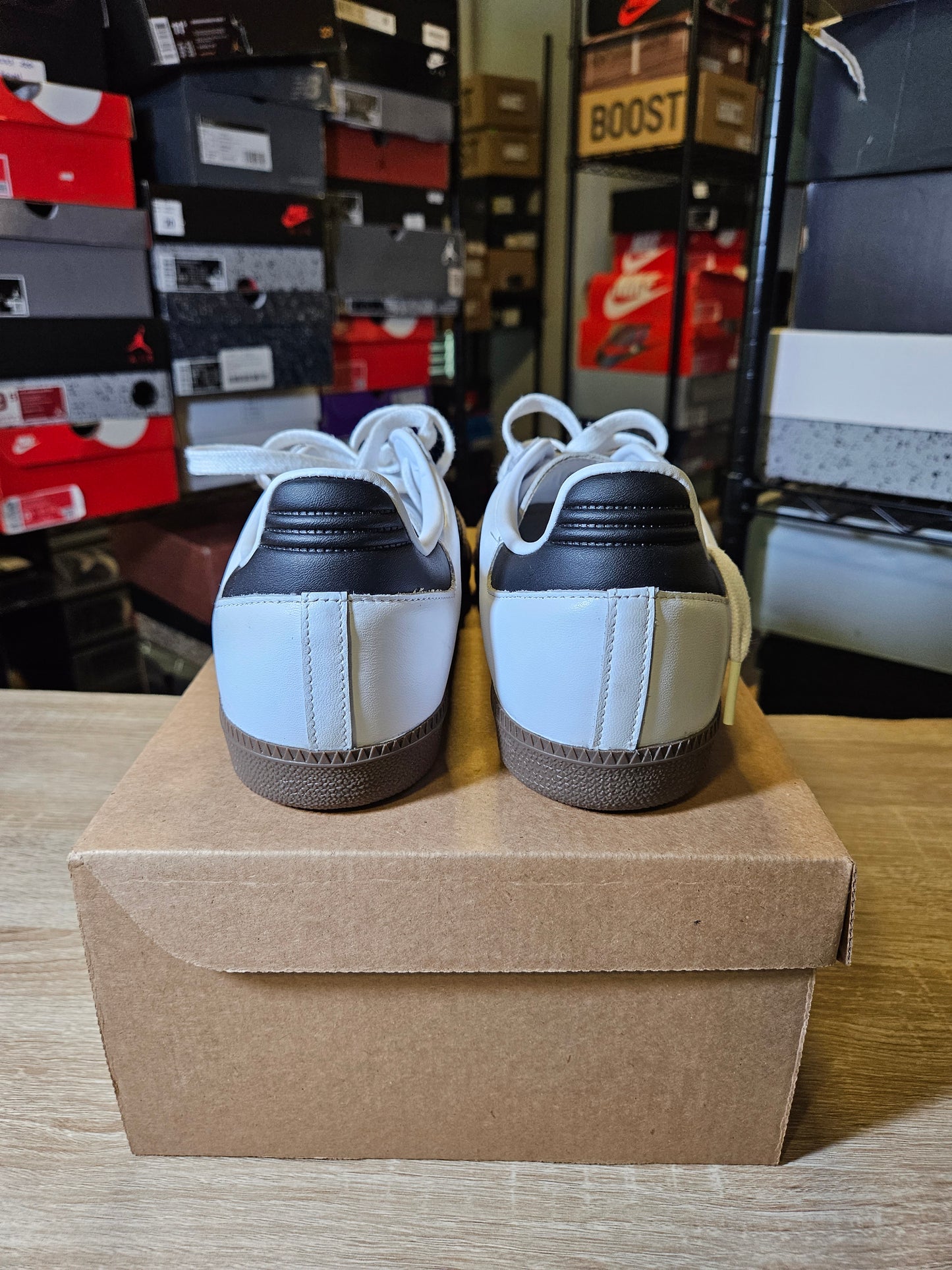 Size 10.5 - Samba OG Low White Black Gum