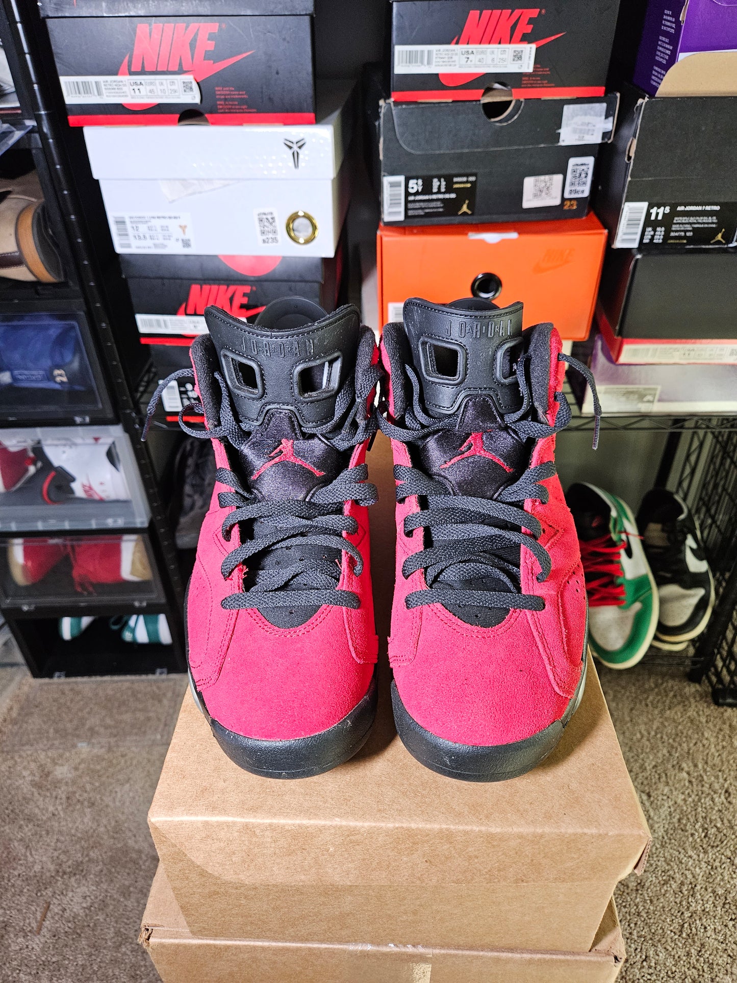 Size 9 - AJ 6 Toro Bravo