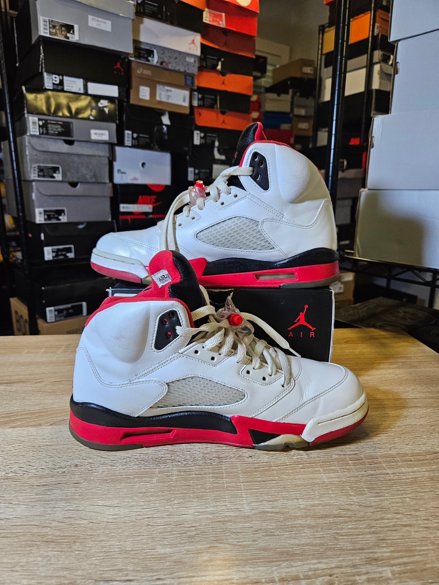 Size 10 - AJ 5 Retro 2013 Fire Red