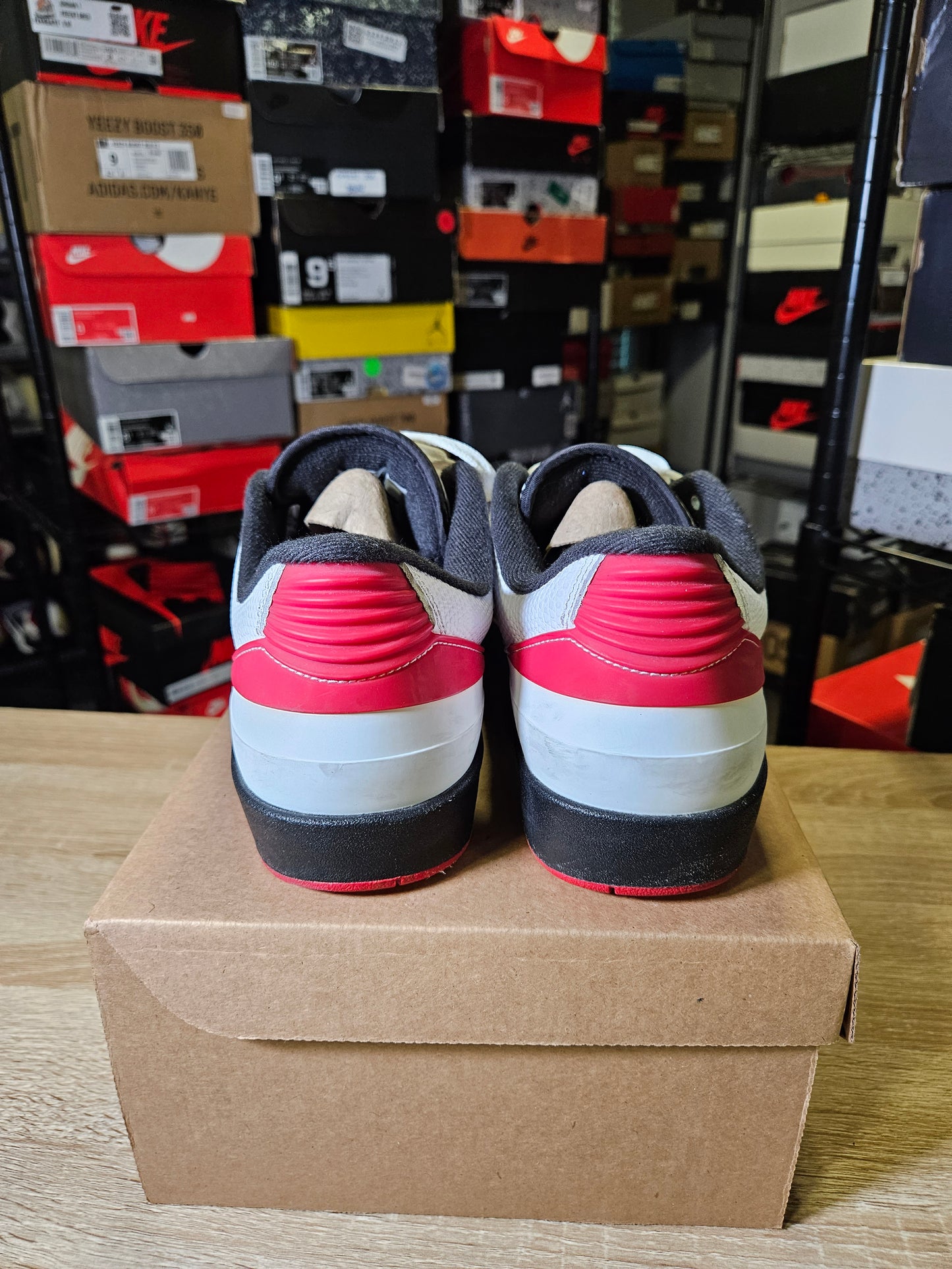 Size 9.5 - AJ 2 Retro 2016 Low Chicago