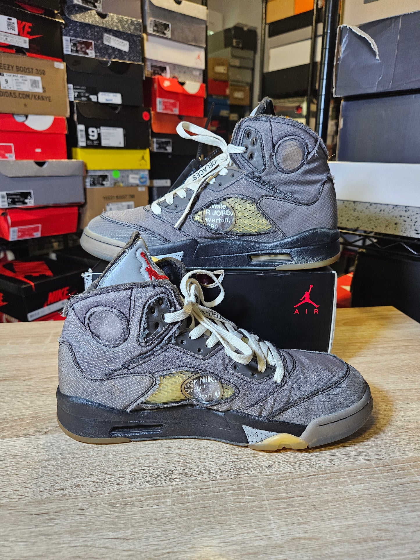 Size 10.5 - AJ 5 Retro SP x Off-White Mid Muslin