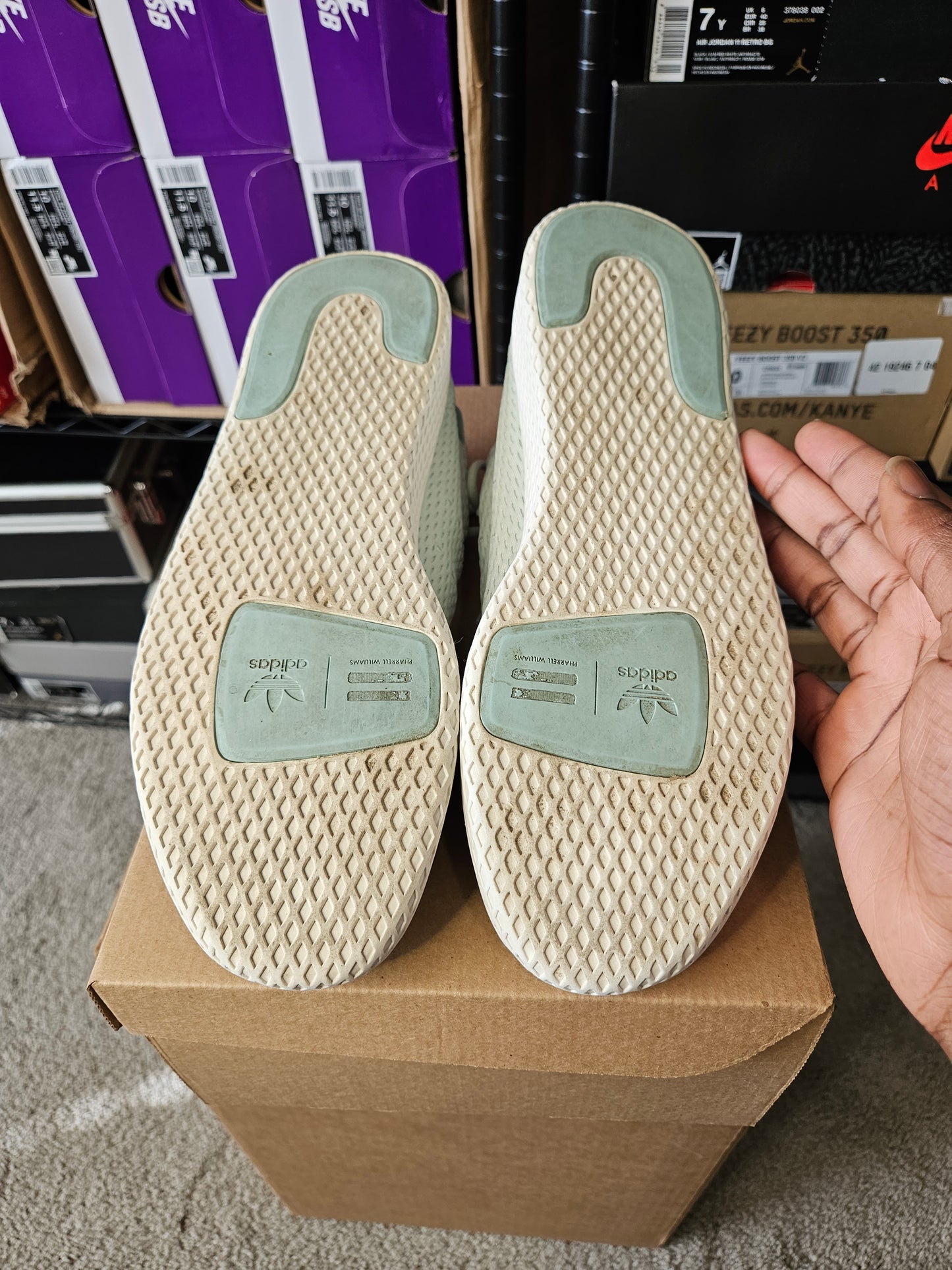 Size 10.5 - Pharrell x Tennis Hu Linen Green