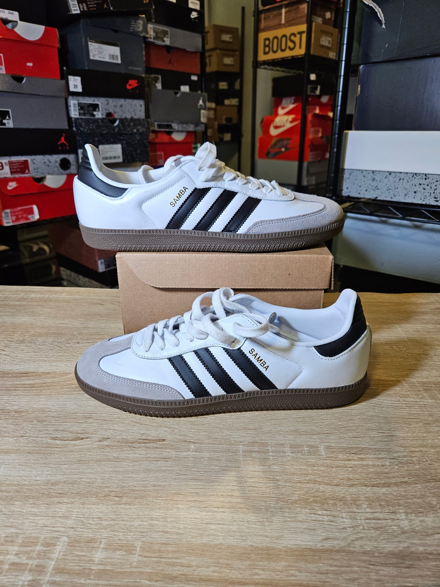 Size 10.5 - Samba OG Low White Black Gum