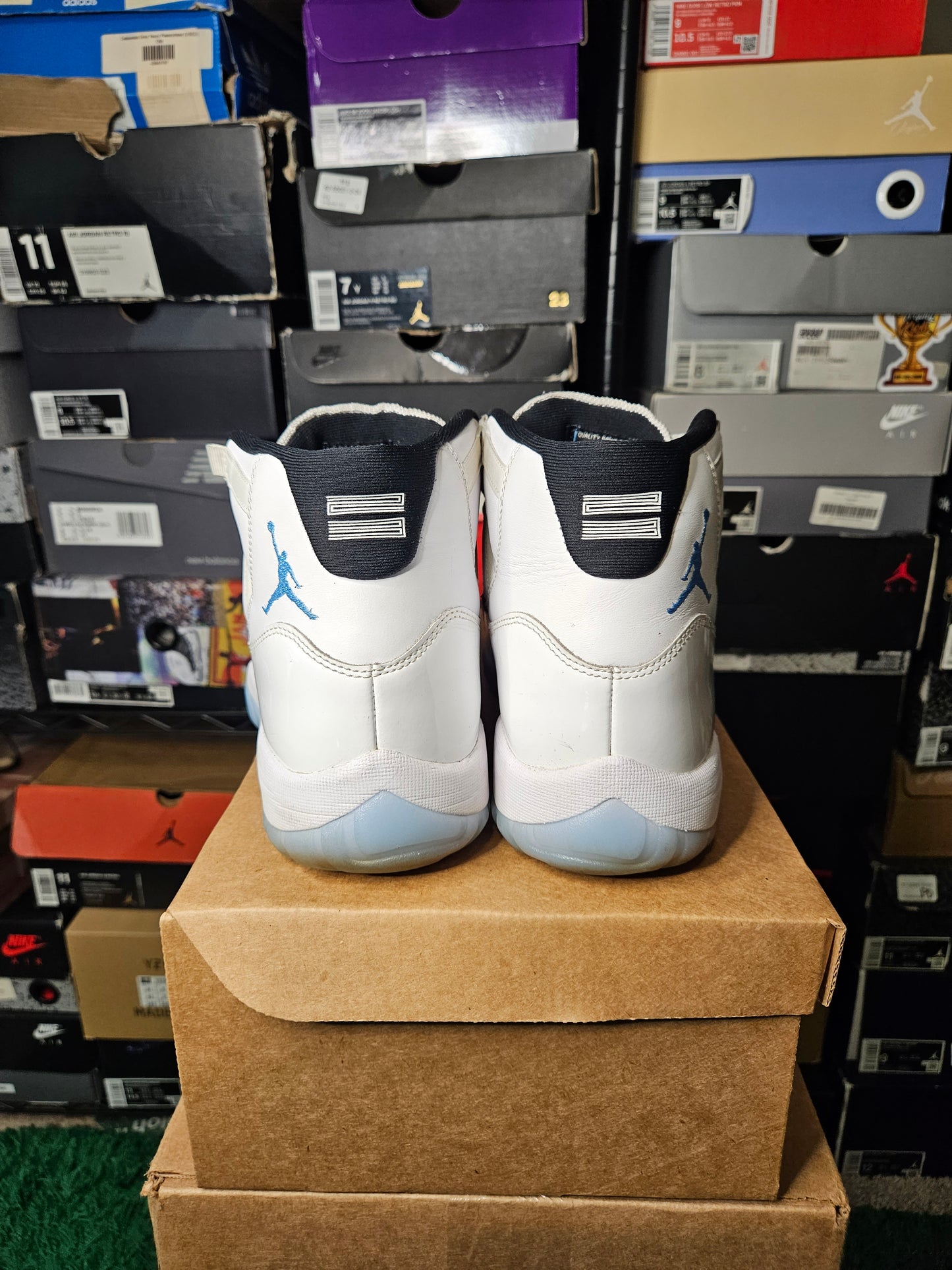 Size 10 - AJ 11 Retro 2024 Legend Blue