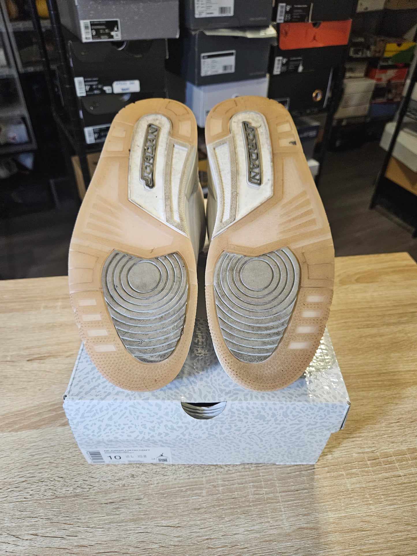 Size 10 - AJ 3 Retro SE Craft Ivory