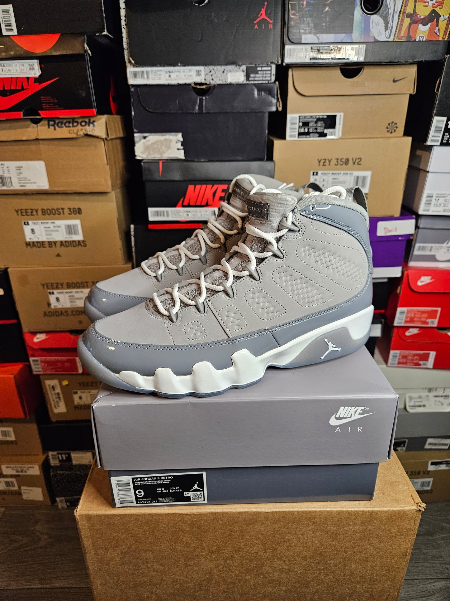 Size 9 - AJ 9 Retro 2025 Cool Grey