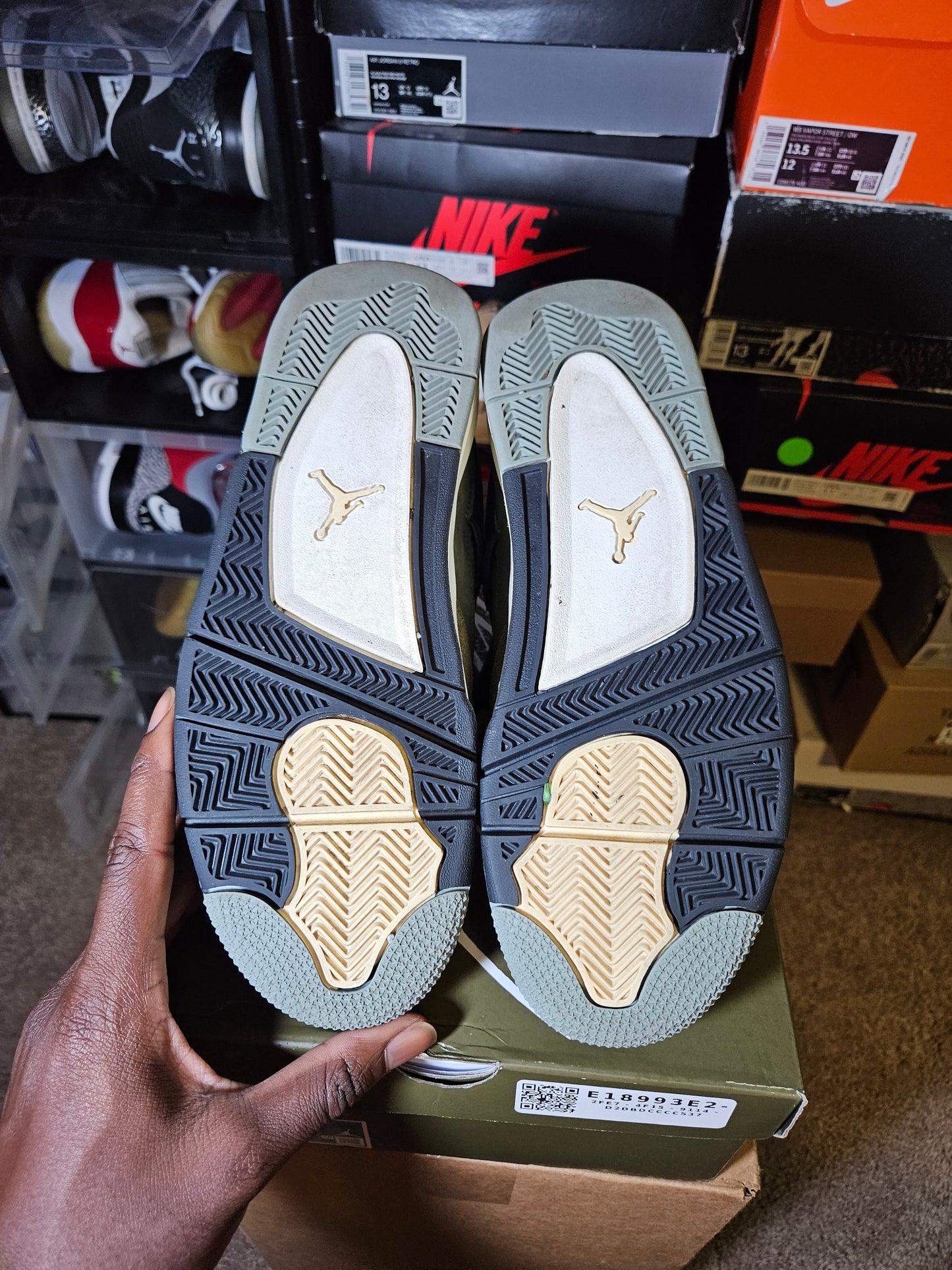 Size 9.5 - AJ 4 SE Retro Low Craft - Olive
