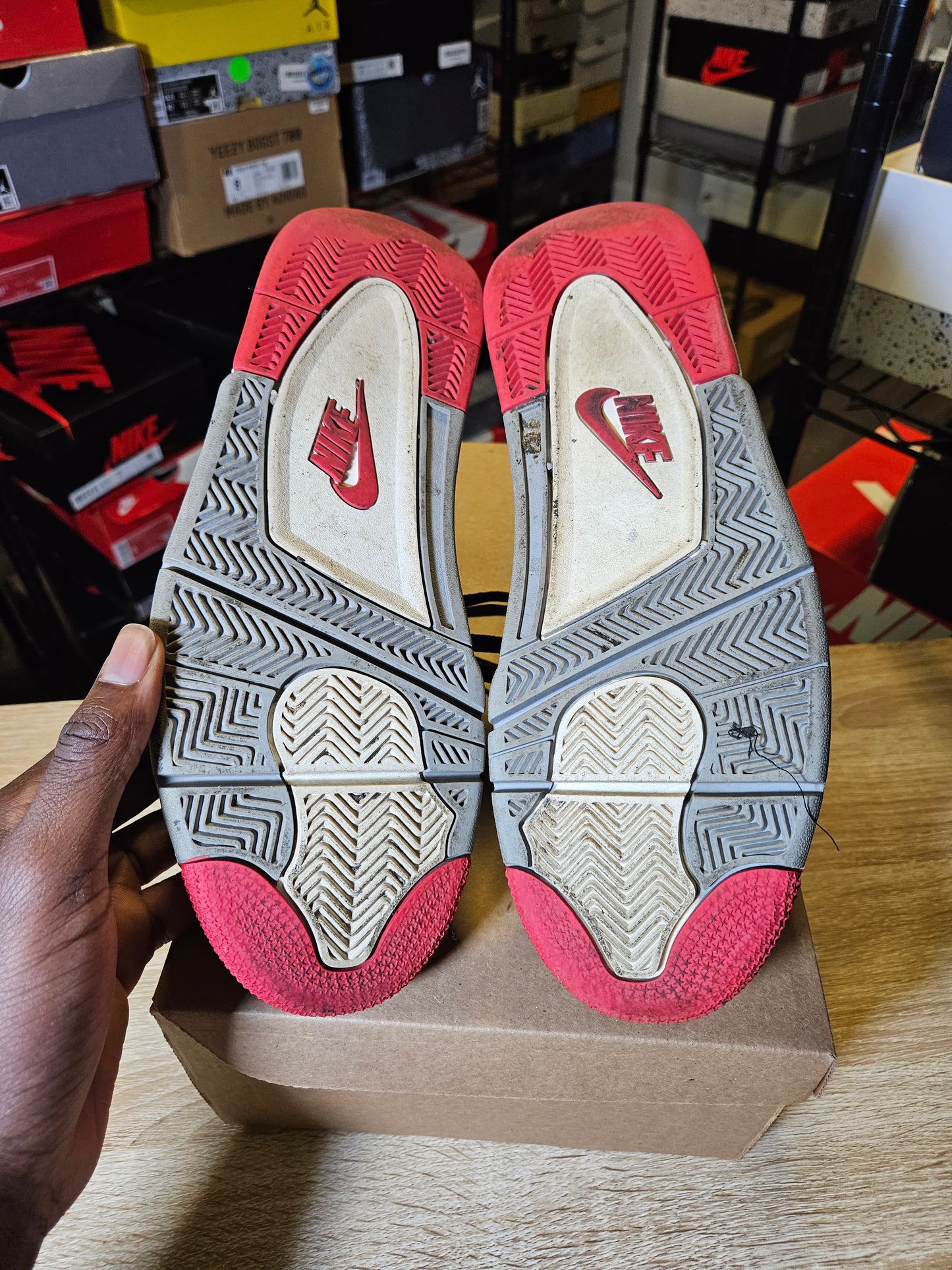 Size 10 - AJ 4 Retro OG Mid Bred 2019