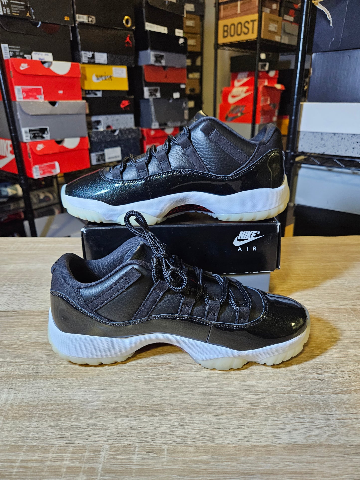 Size 9 - AJ 11 Retro Low 72-10