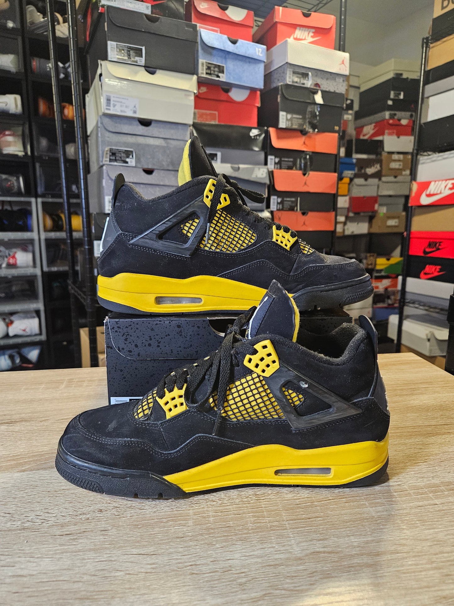 Size 10.5 - AJ 4 Thunder