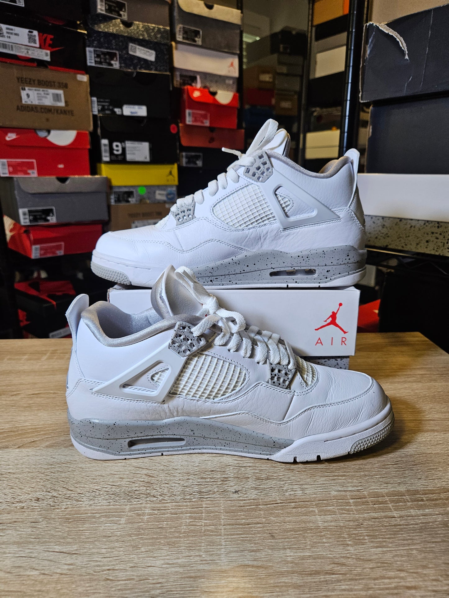 Size 11 - AJ 4 Retro Mid White Oreo