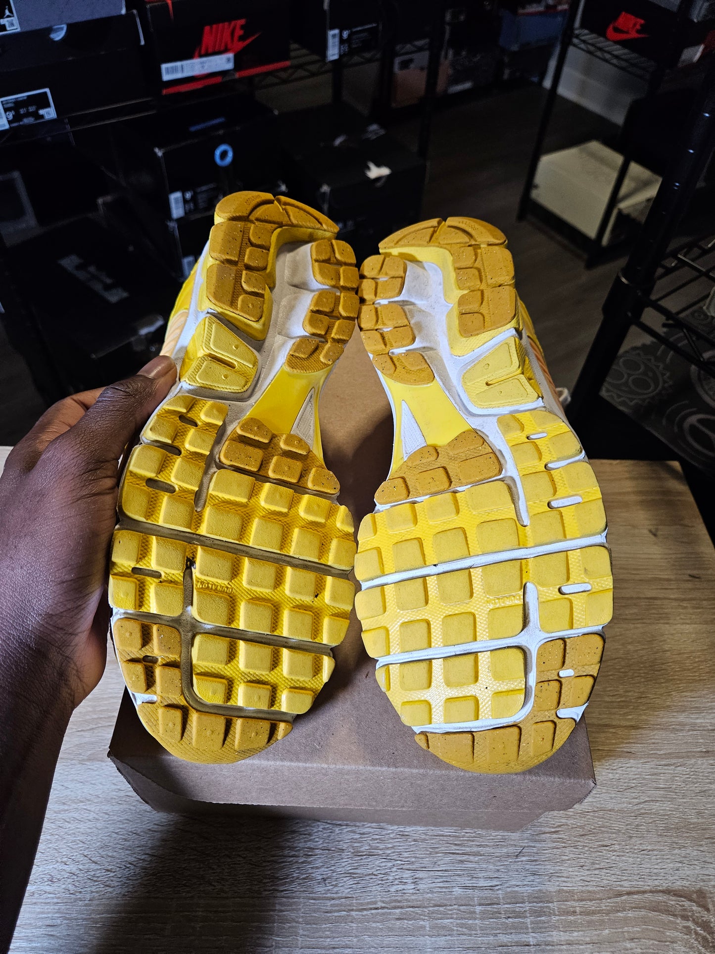 Size 11 - Zoom Vomero 5 Yellow Ochre