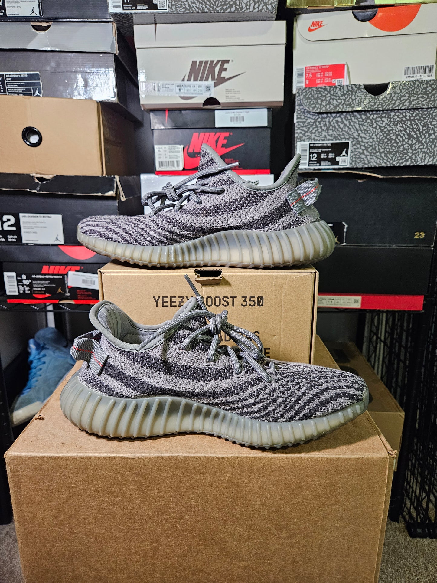 Size 8 - YZY 350 V2 Low Beluga 2.0