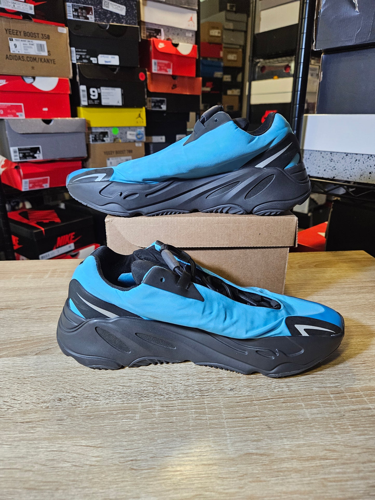Size 10.5 - YZY Boost 700 MNVN Bright Cyan