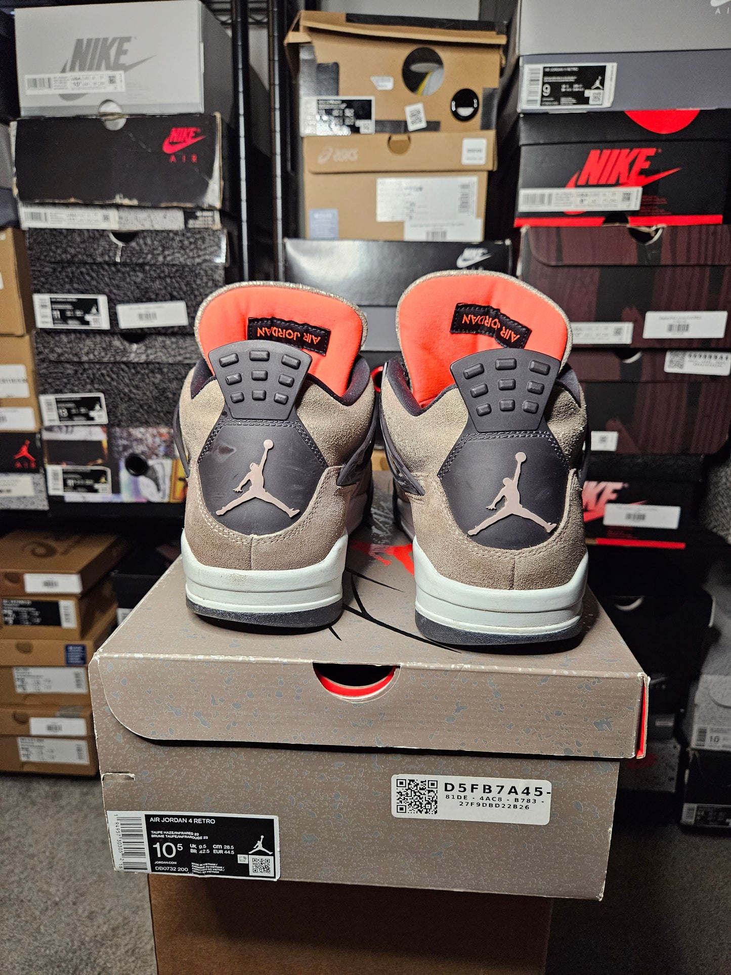 Size 10.5 - AJ 4 Retro Mid Taupe Haze