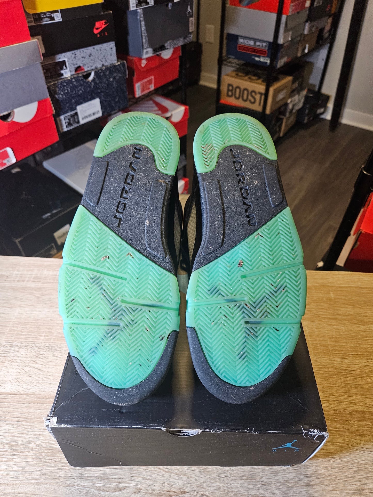 Size 9.5 - AJ 5 Retro Mid Aqua