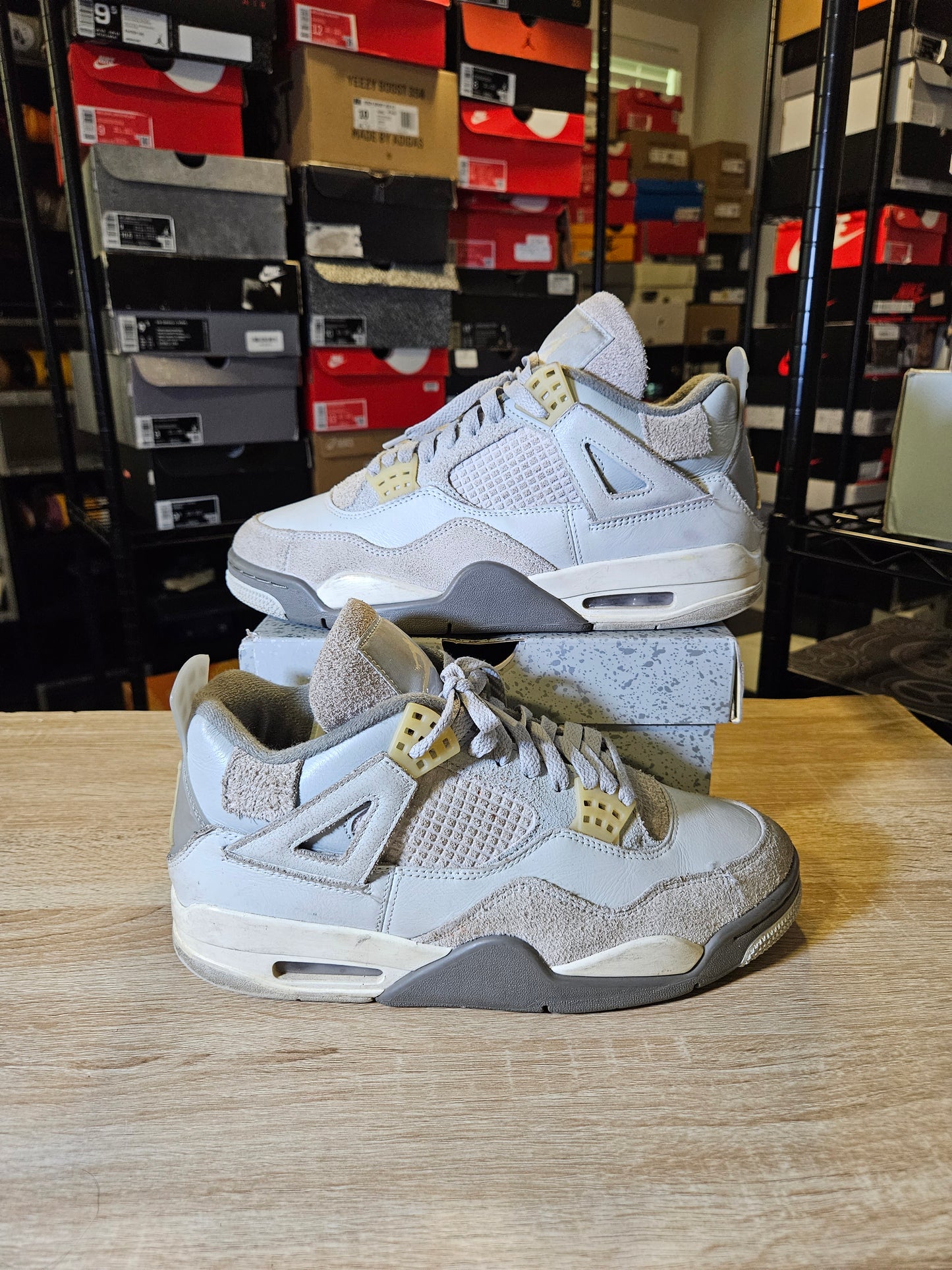 Size 8.5 - AJ 4 Retro SE Low Craft