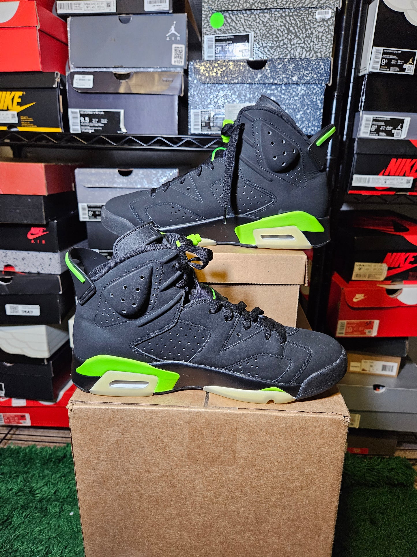 Size 9.5 - Jordan 6 Retro Electric Green 2021